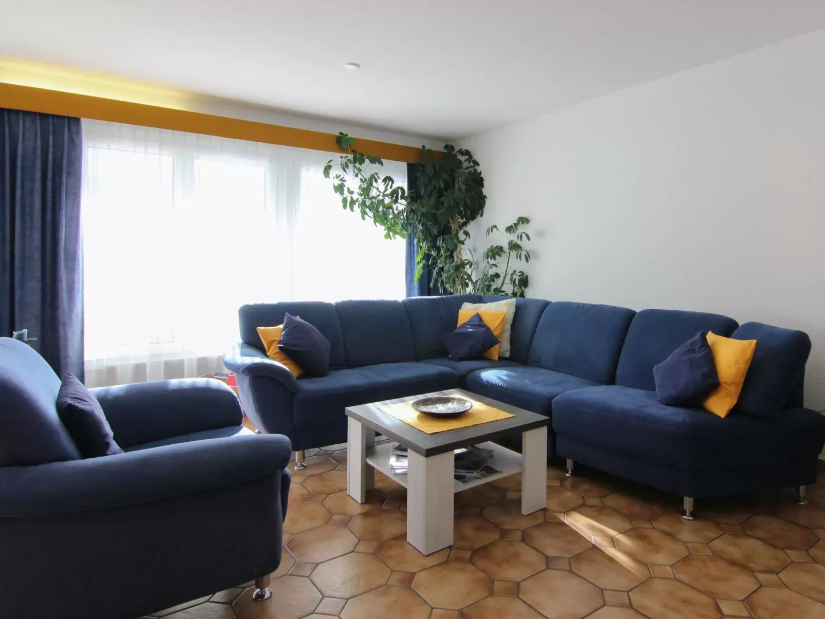 Casa Yolanda 1. OG Süd-Binnen