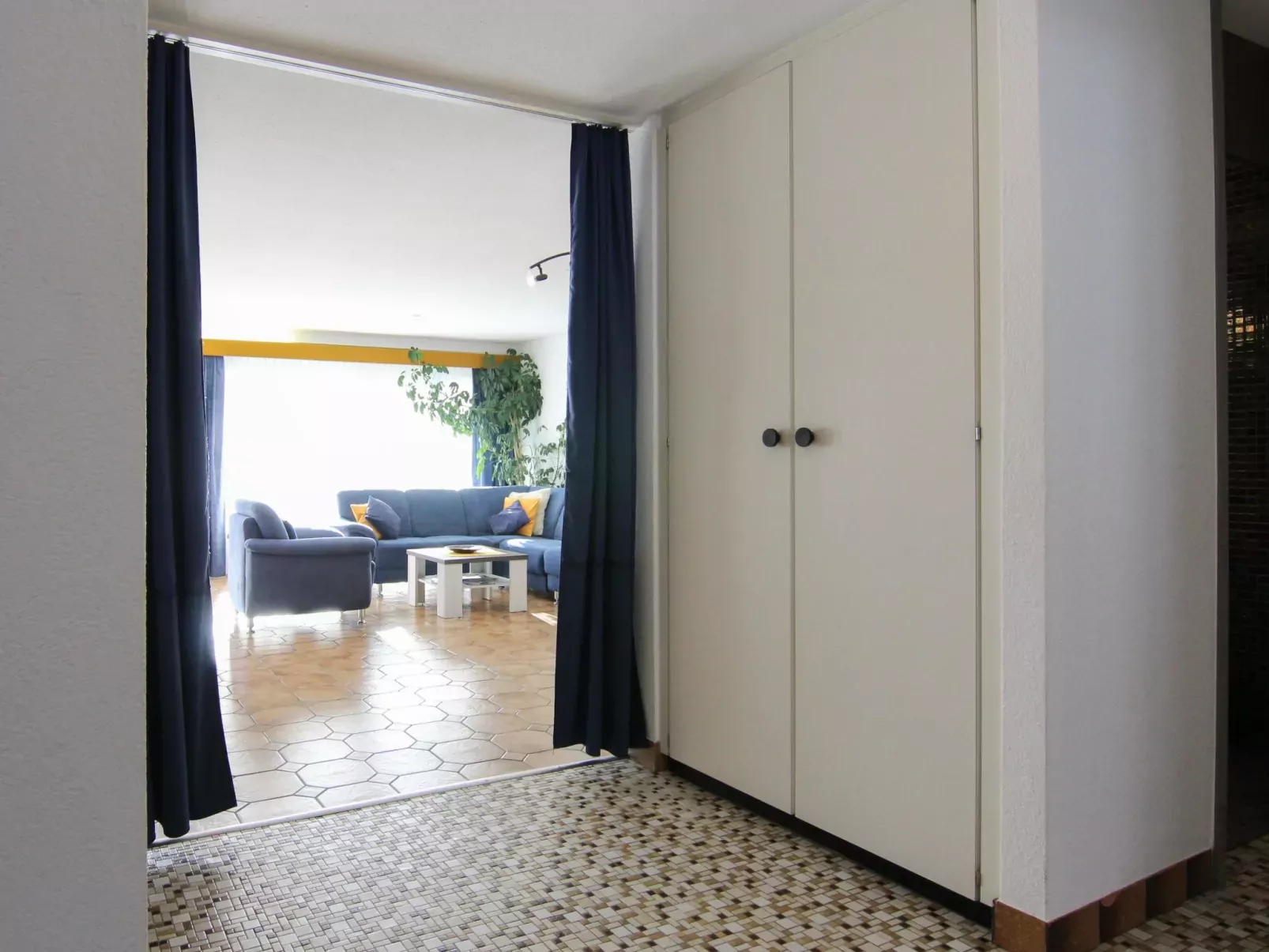 Casa Yolanda 1. OG Süd-Binnen