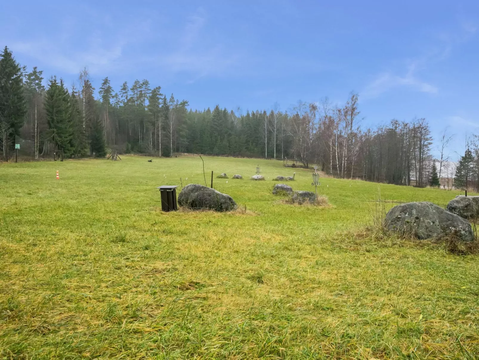 Oravanpesä-Buiten