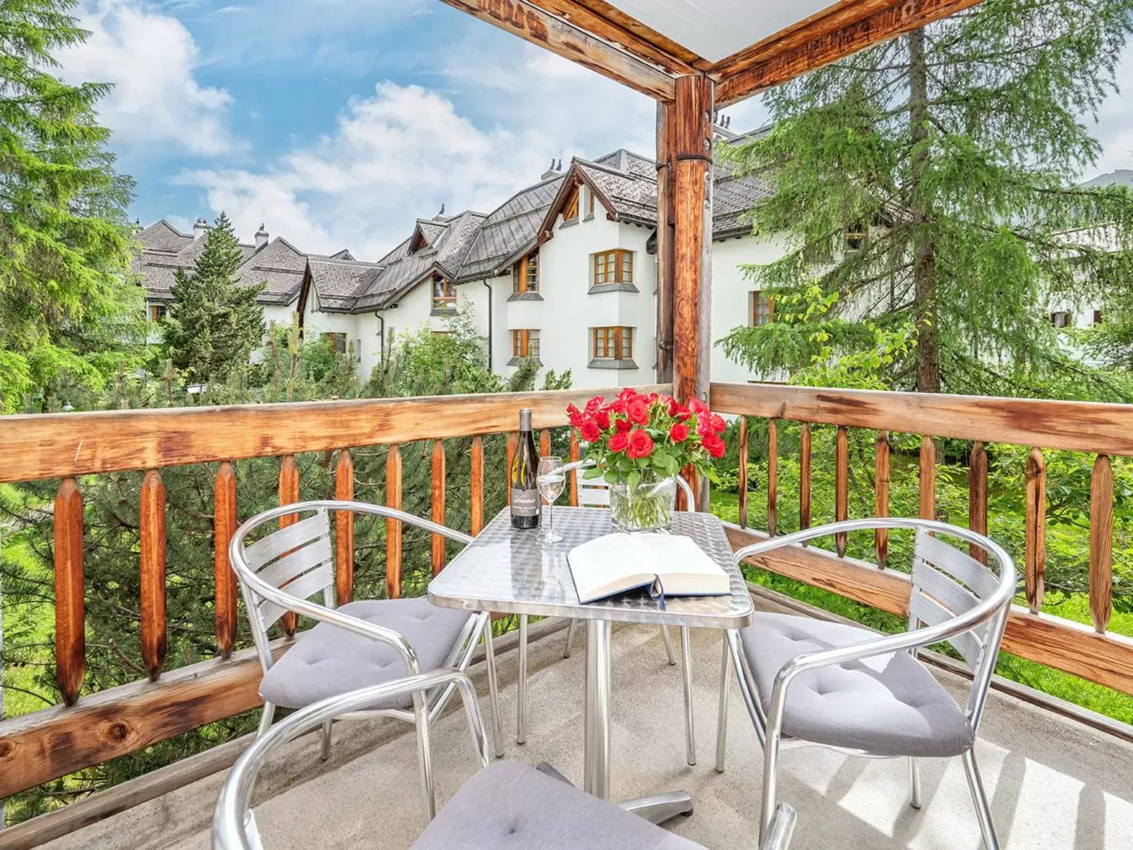 Schweizerhof 414-Buiten