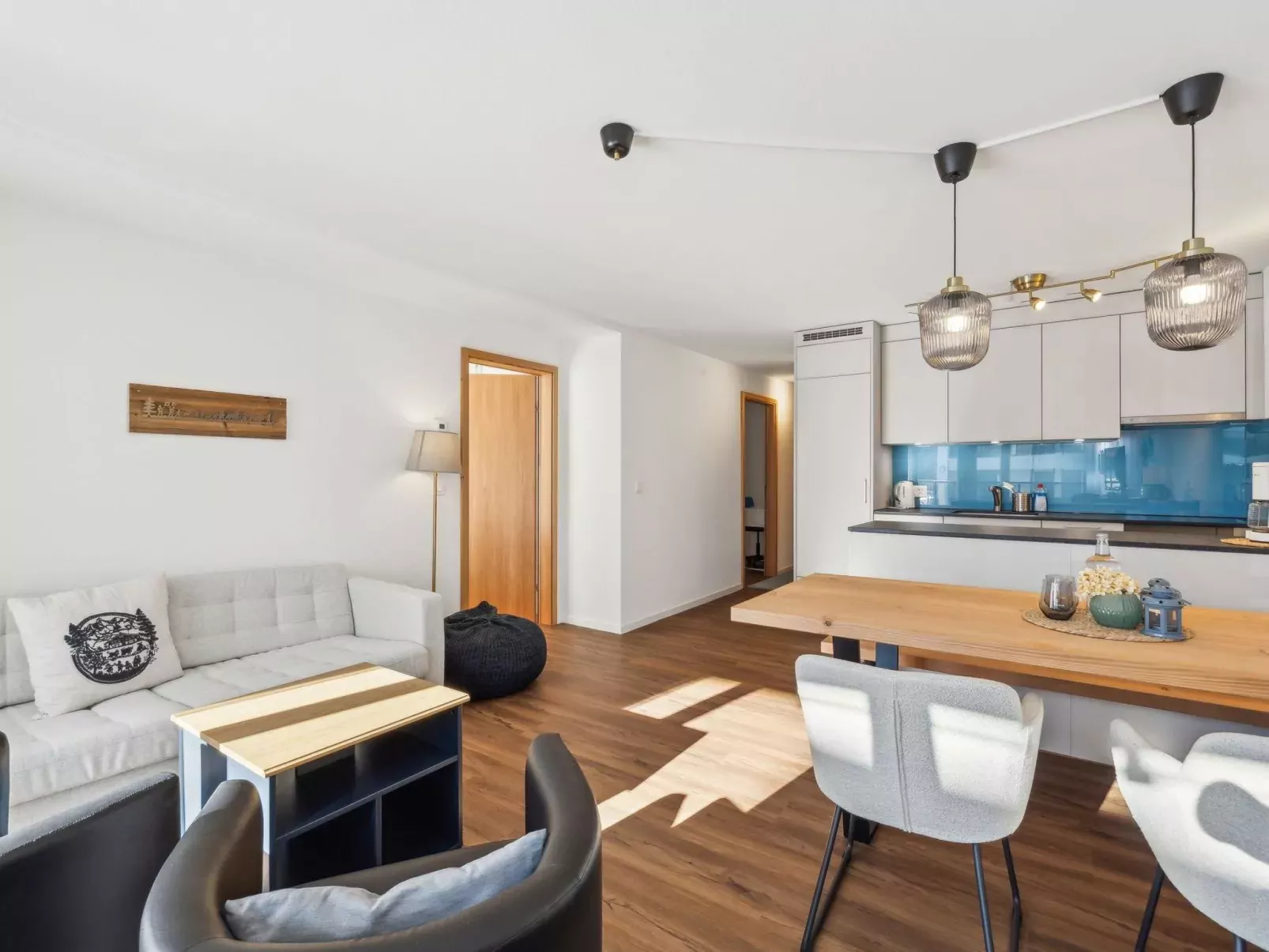 Nr.06 Haus Sursilvana-Binnen