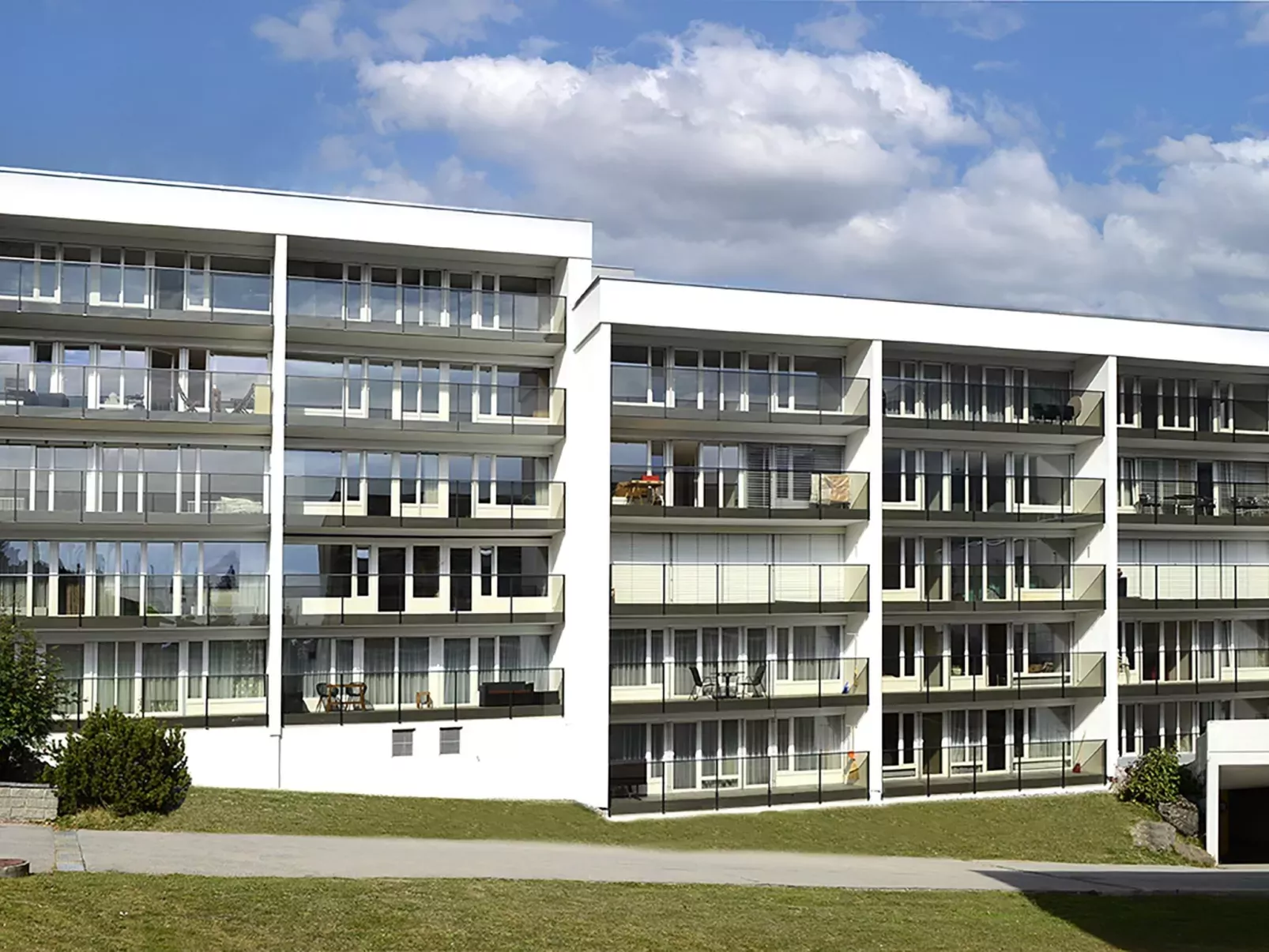 Nr.58 Haus Ladina-Buiten
