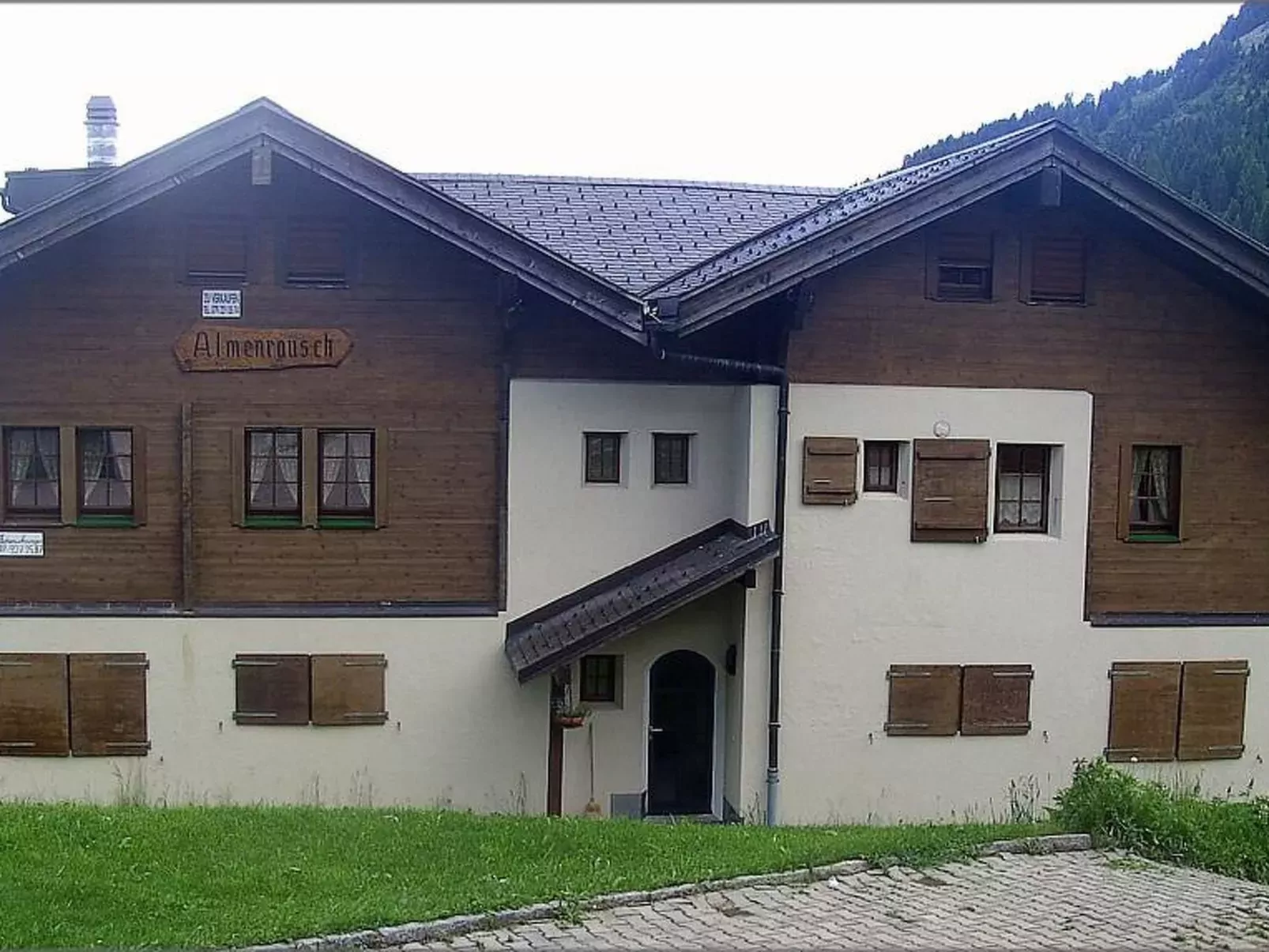 Almenrausch 2. OG Süd-West-Buiten