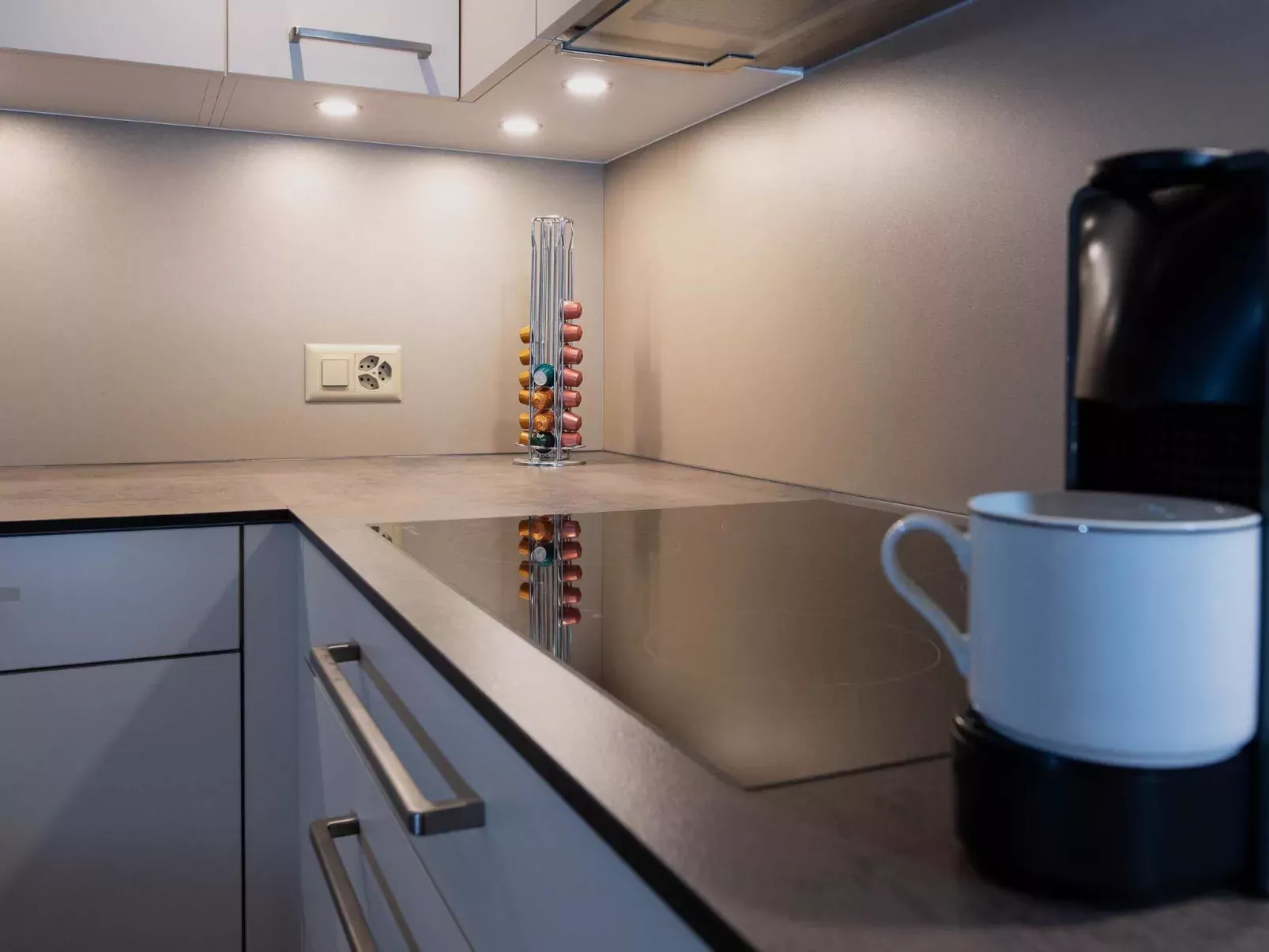 Untere Bühlstrasse 10 - EG - Binnen