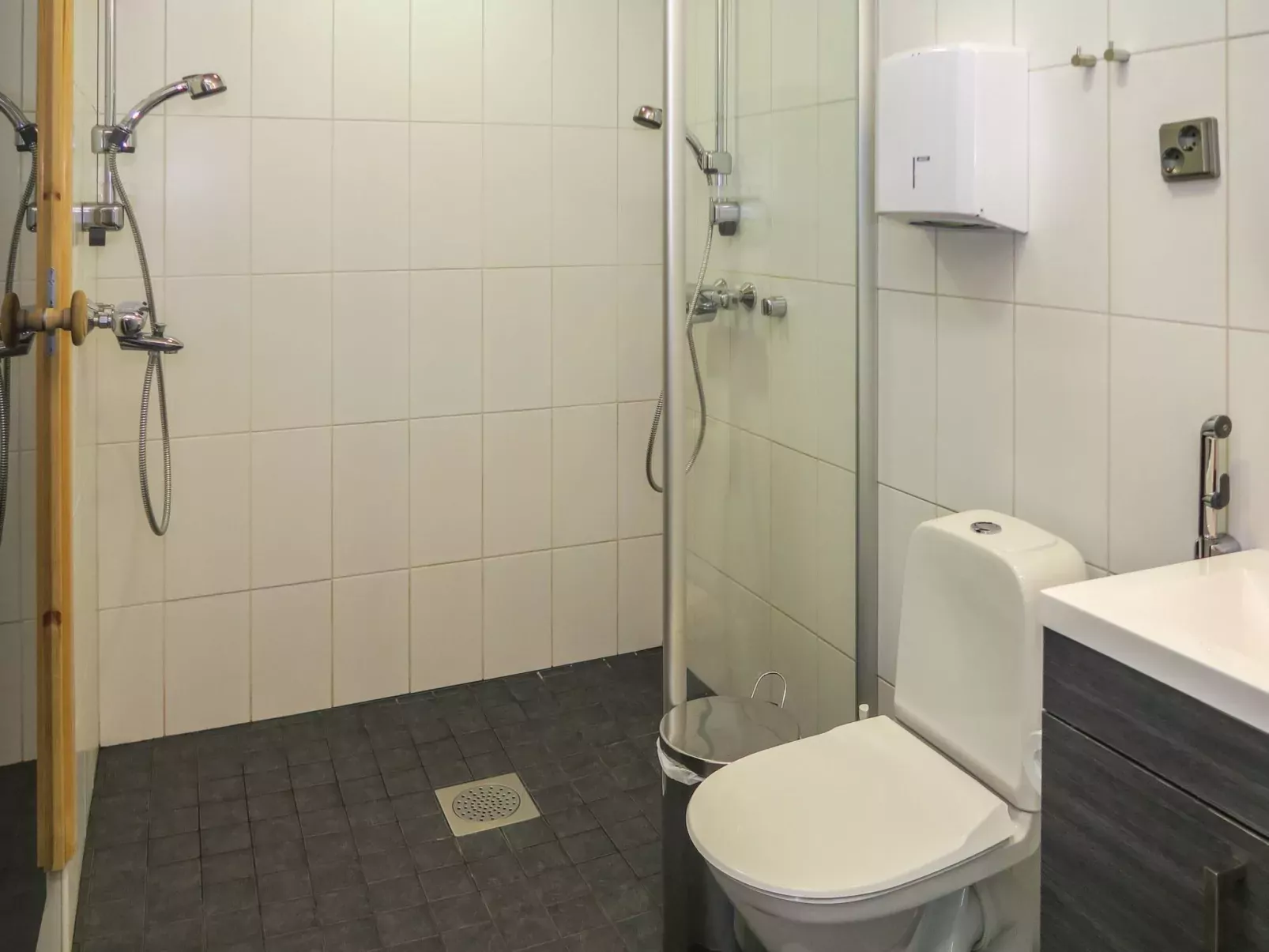 Villa vuosseli a 1-Binnen