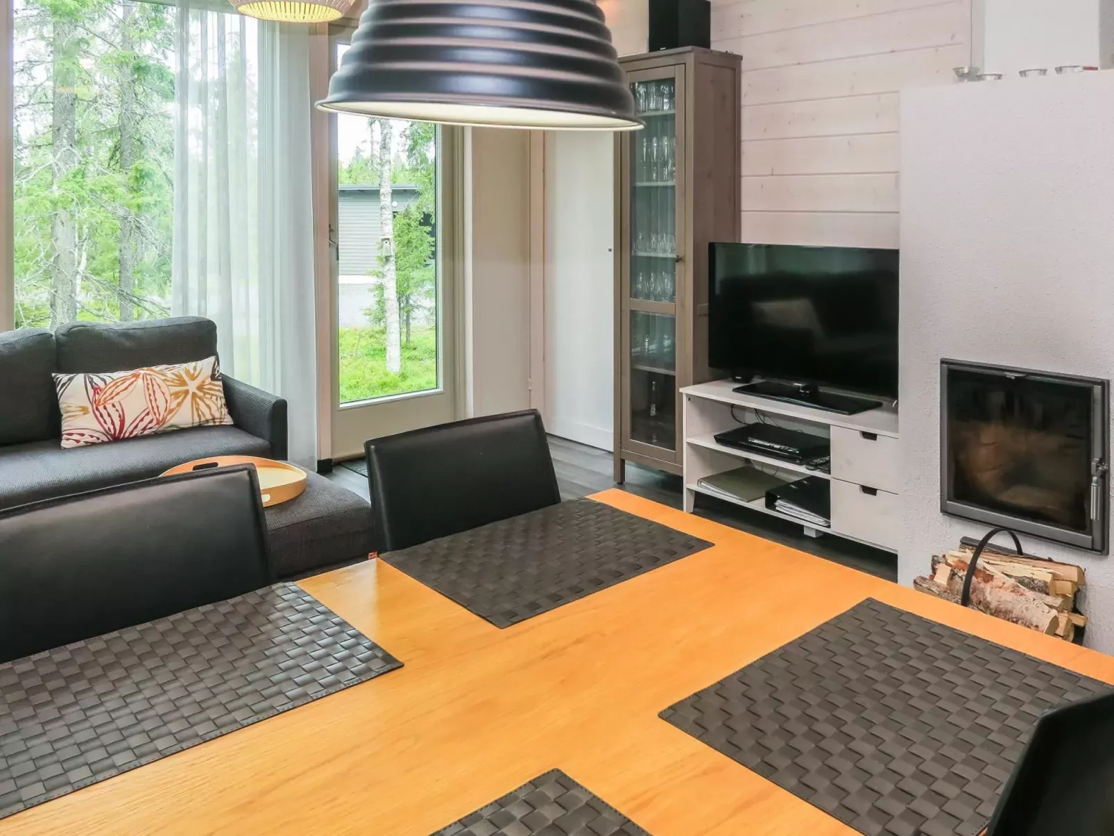 Villa vuosseli a 2-Binnen