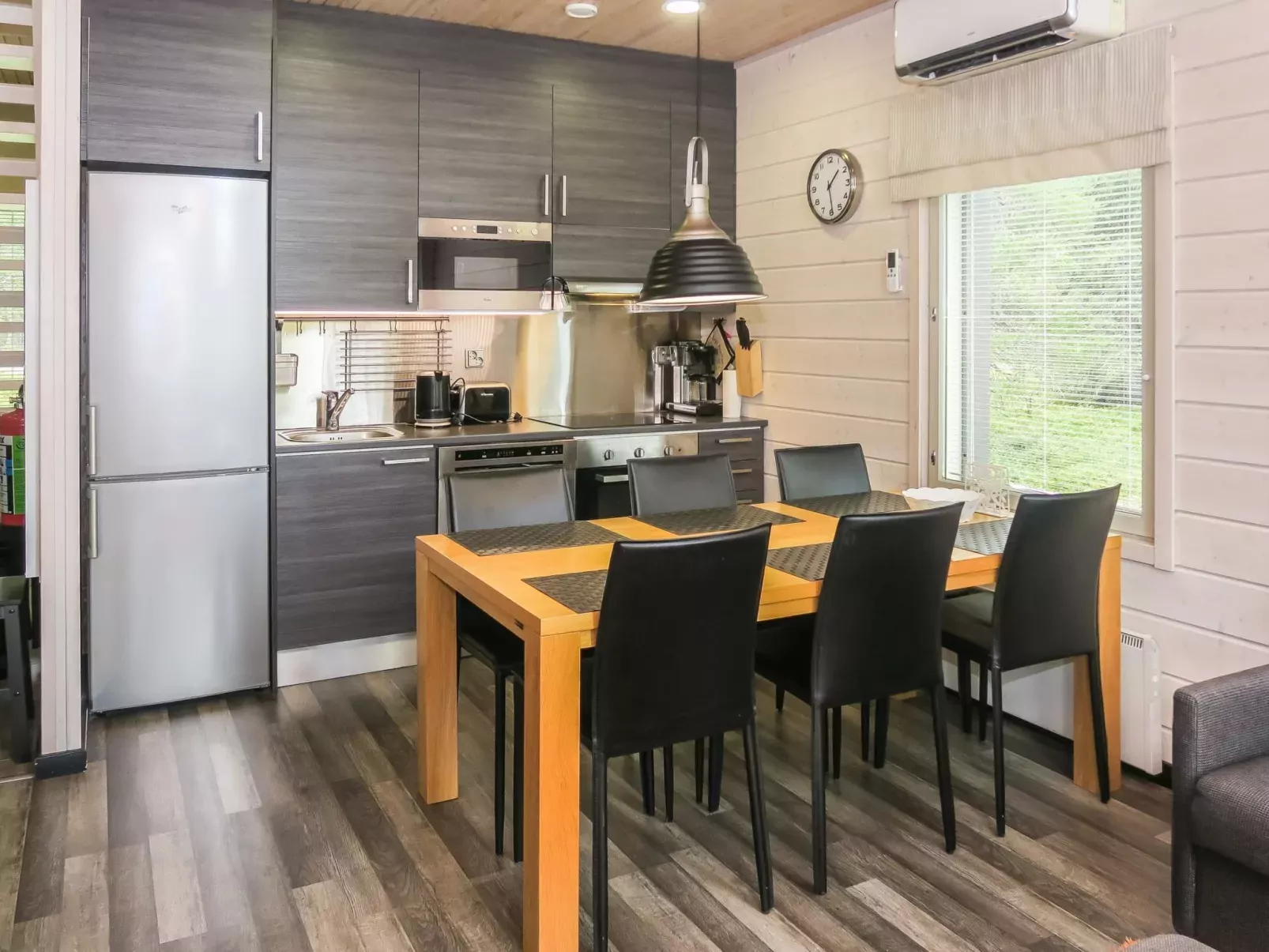 Villa vuosseli a 2-Binnen