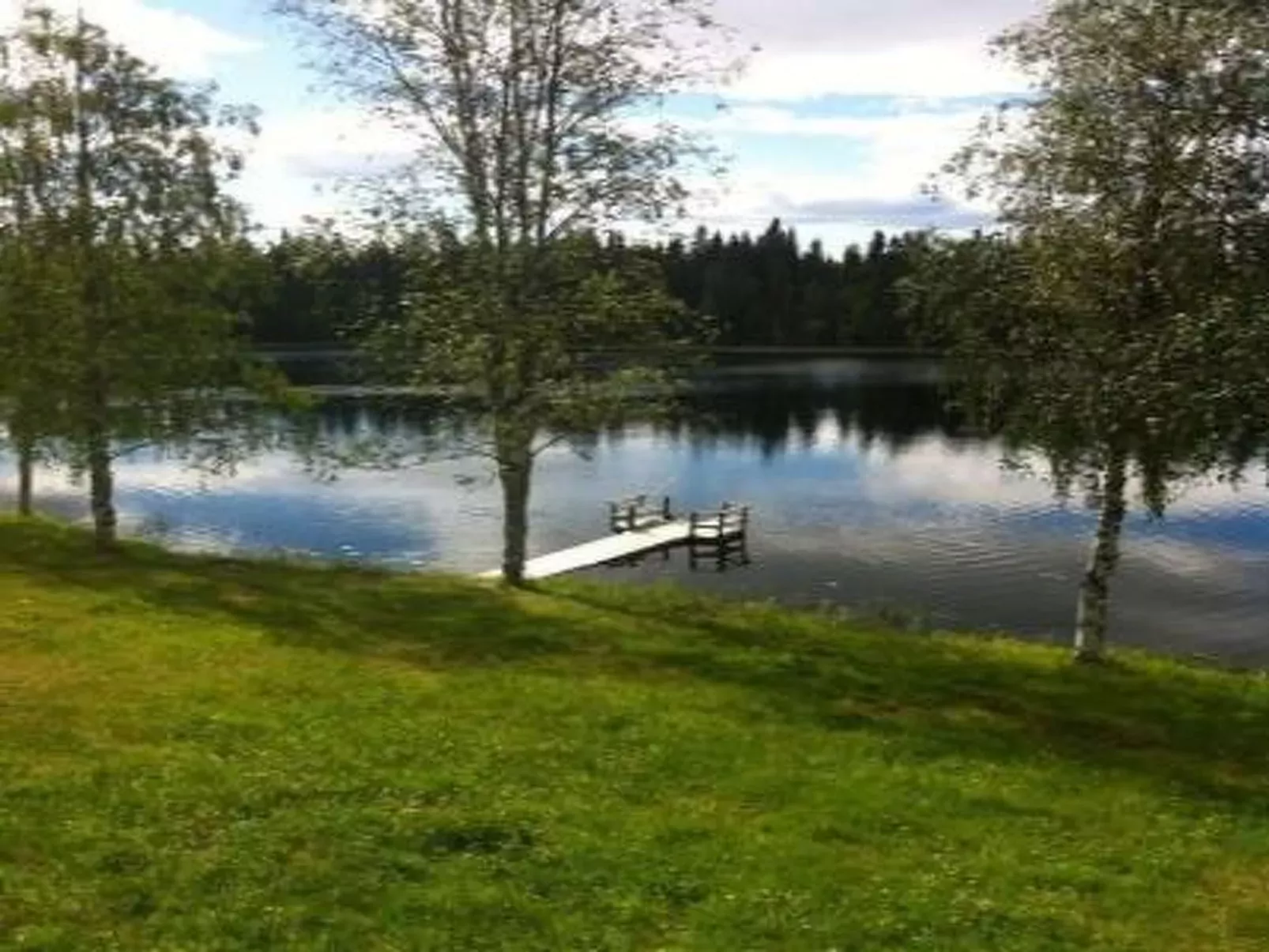 Hiiden kämppäkartano-Buiten