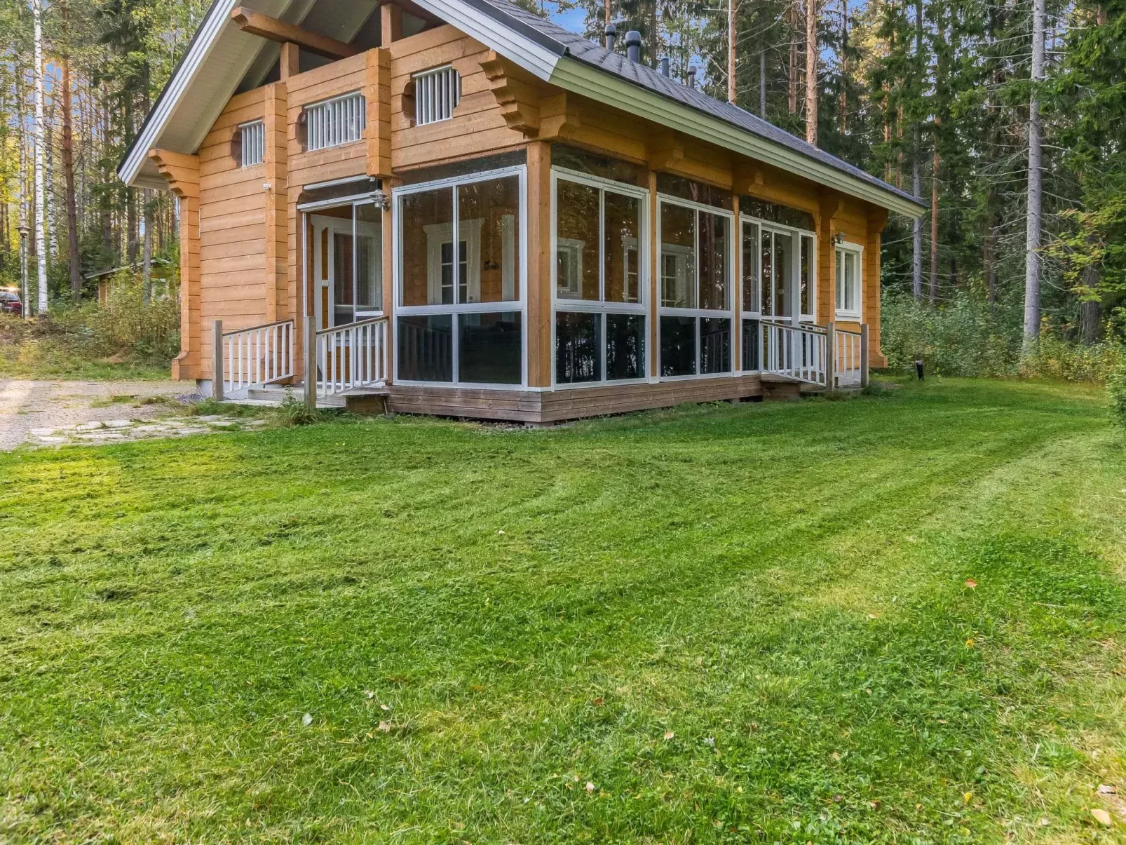 Villa eerola-Buiten