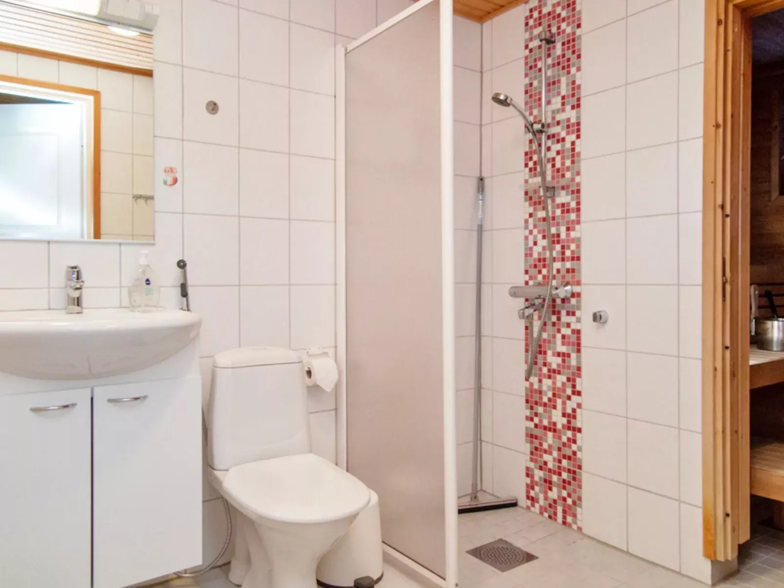Alppitalo punatähti 7 apt 2-Binnen