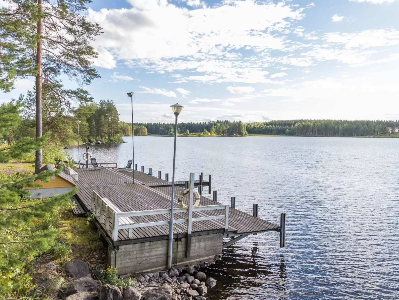 Konnusmaja-Buiten