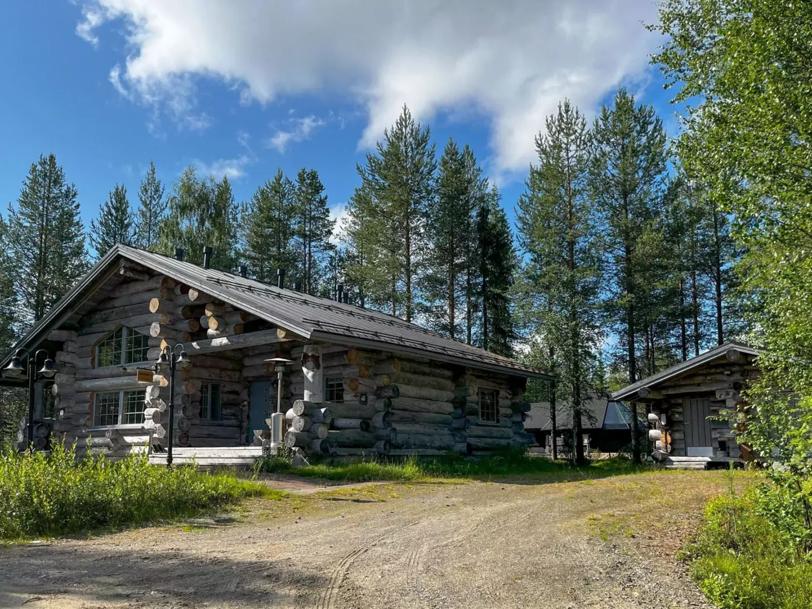 Samruam a kelohuvila-Buiten