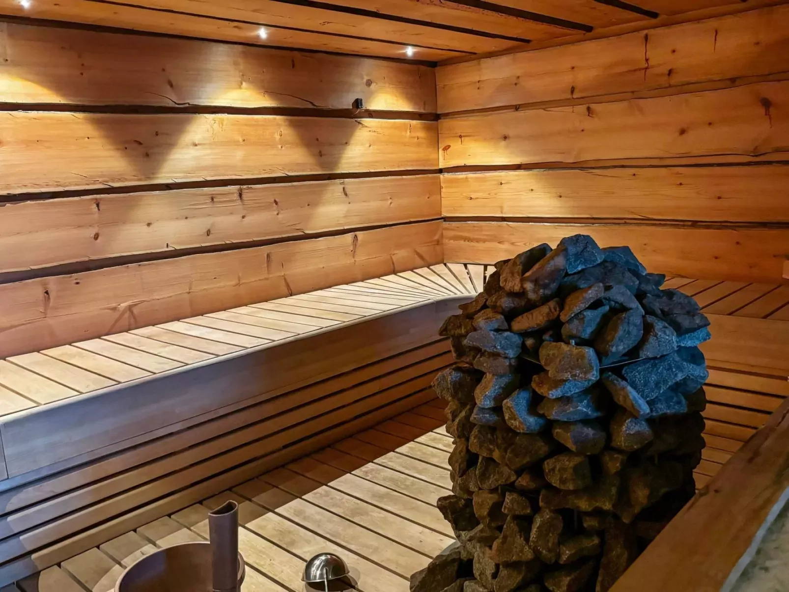 Domnan pirtti-Buiten