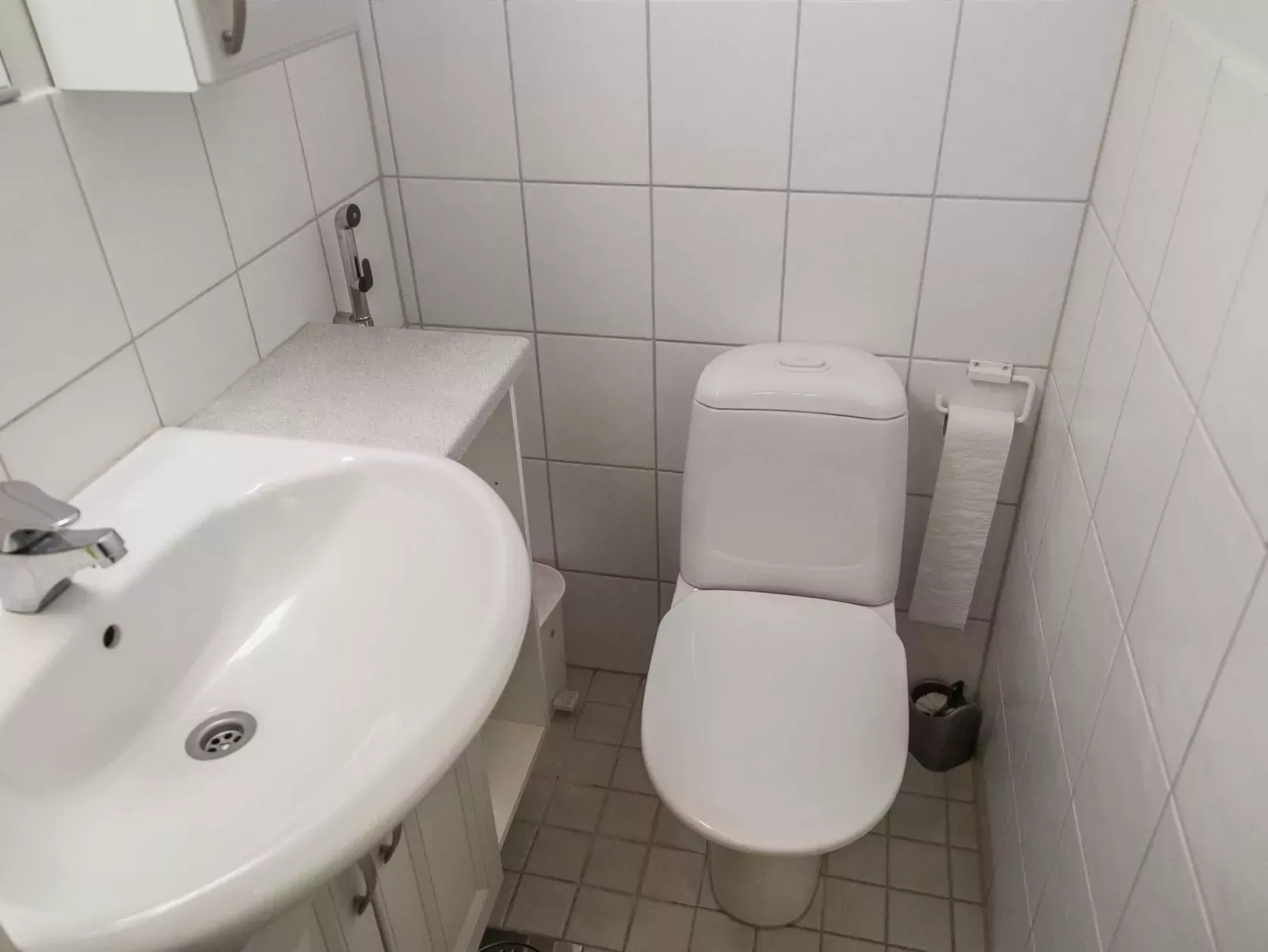 Alppitalo punatähti 7 apt 4-Binnen