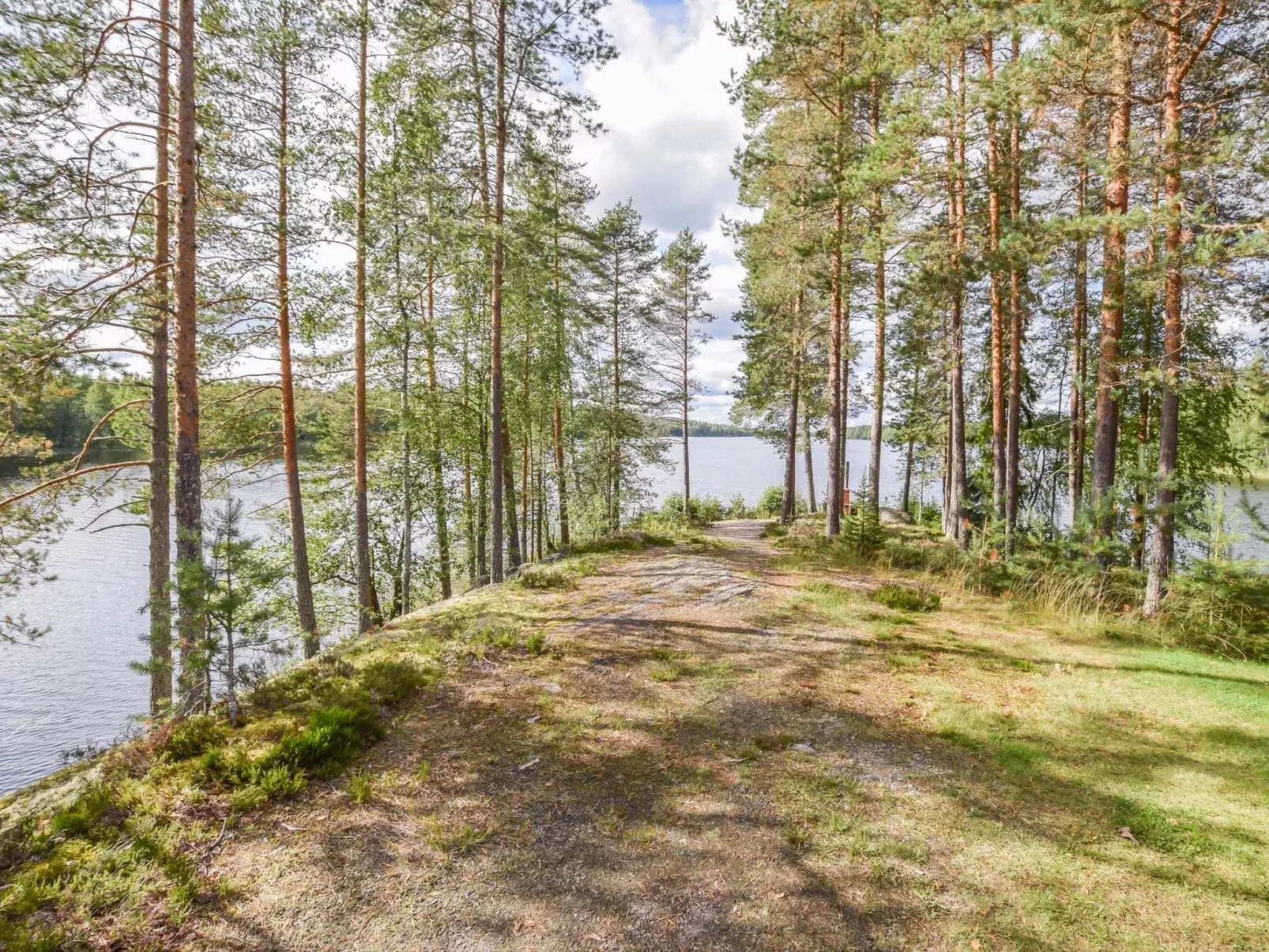 Sieralahden lomakylä, nr 2-Buiten