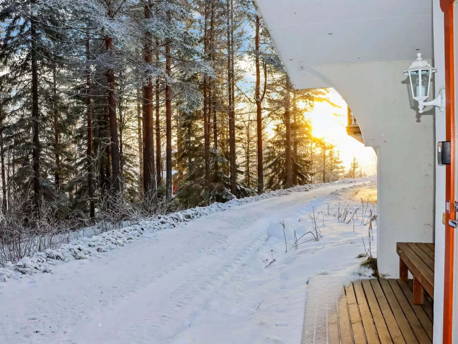 Alppikylä 8b paritalo-Buiten