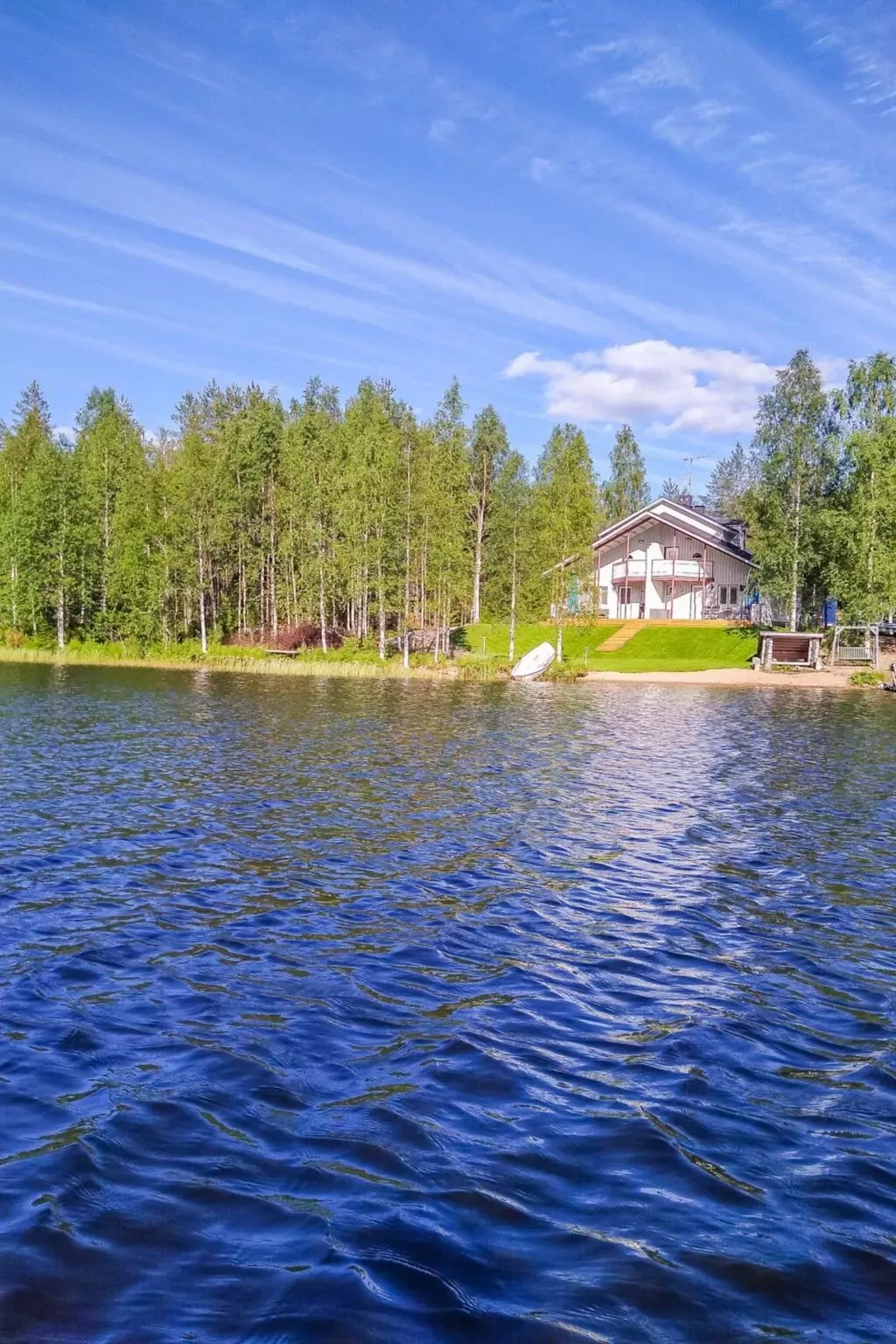Hallantytär b3 paritalo-Buiten