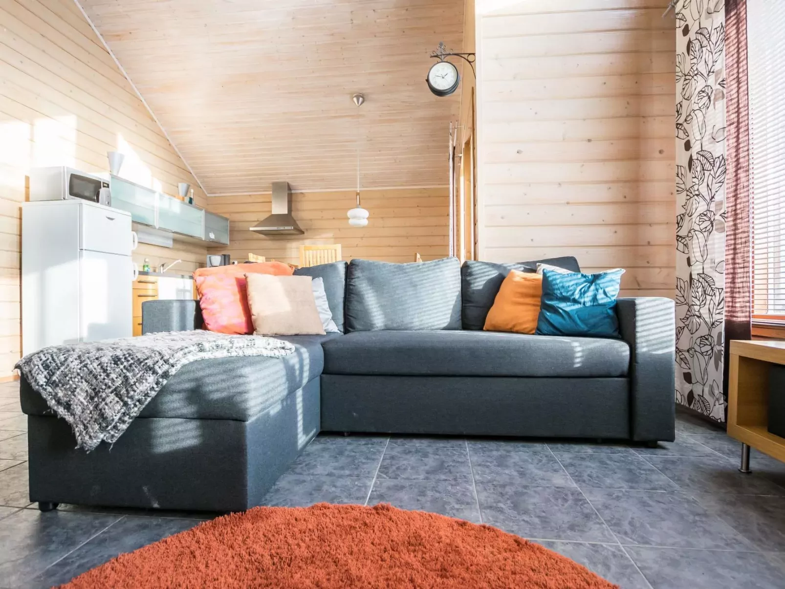 Rinteenkotka cottage-Binnen