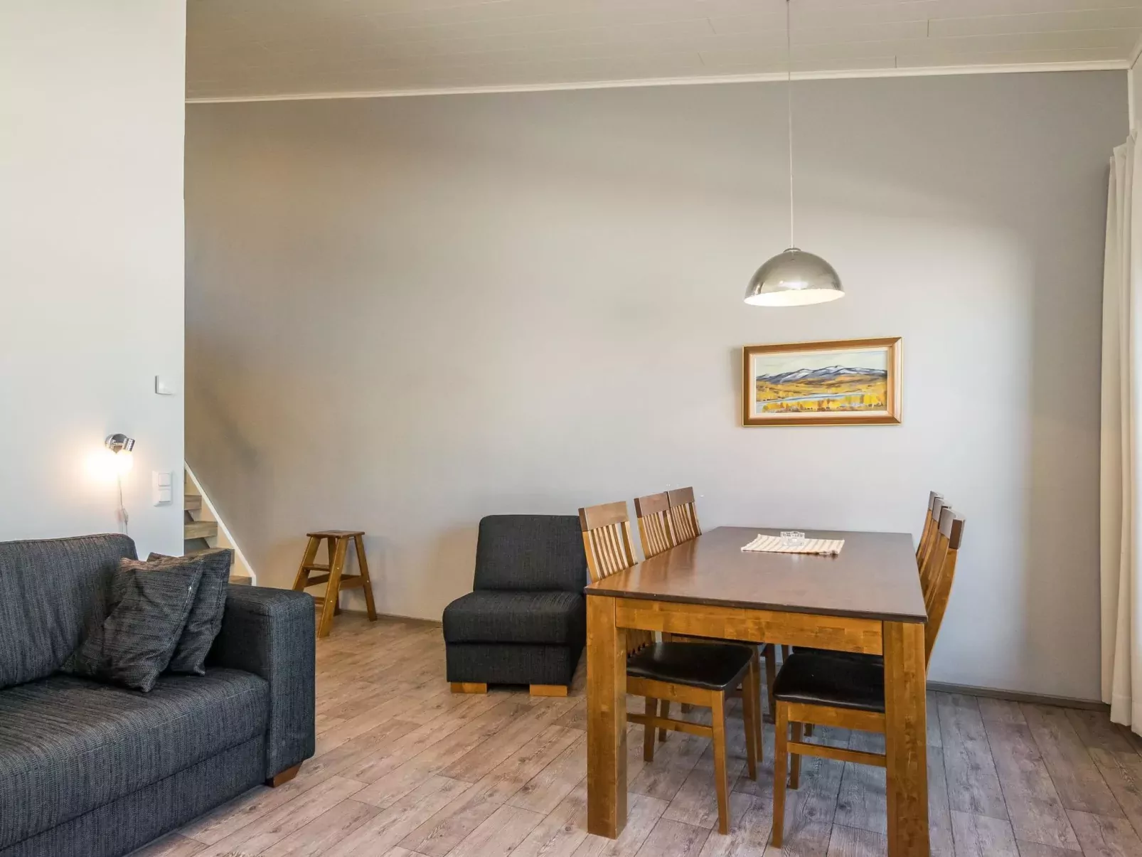 Skivillas 61 ukkohalla (b2)-Binnen