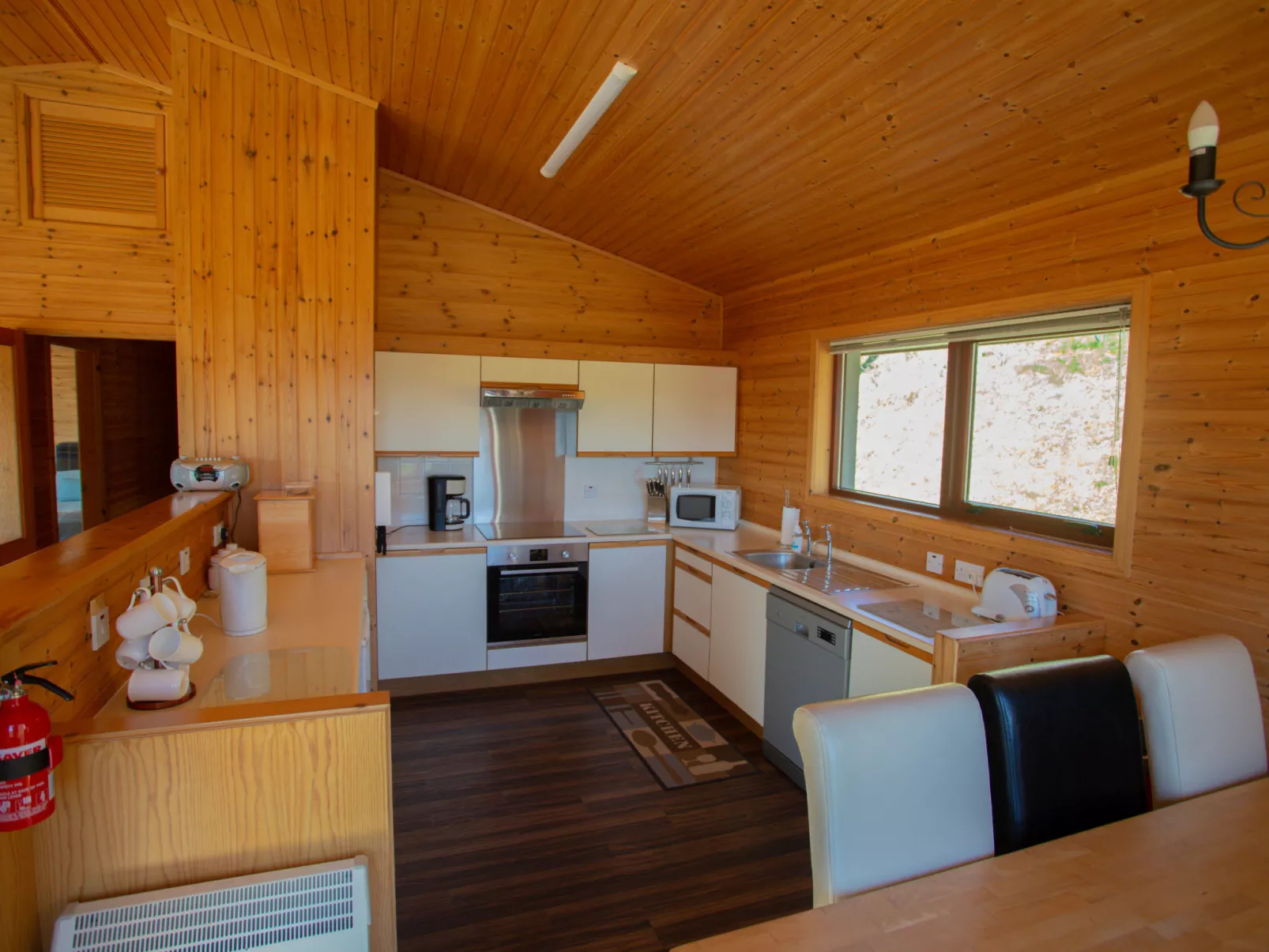 Achmony Byre-Binnen