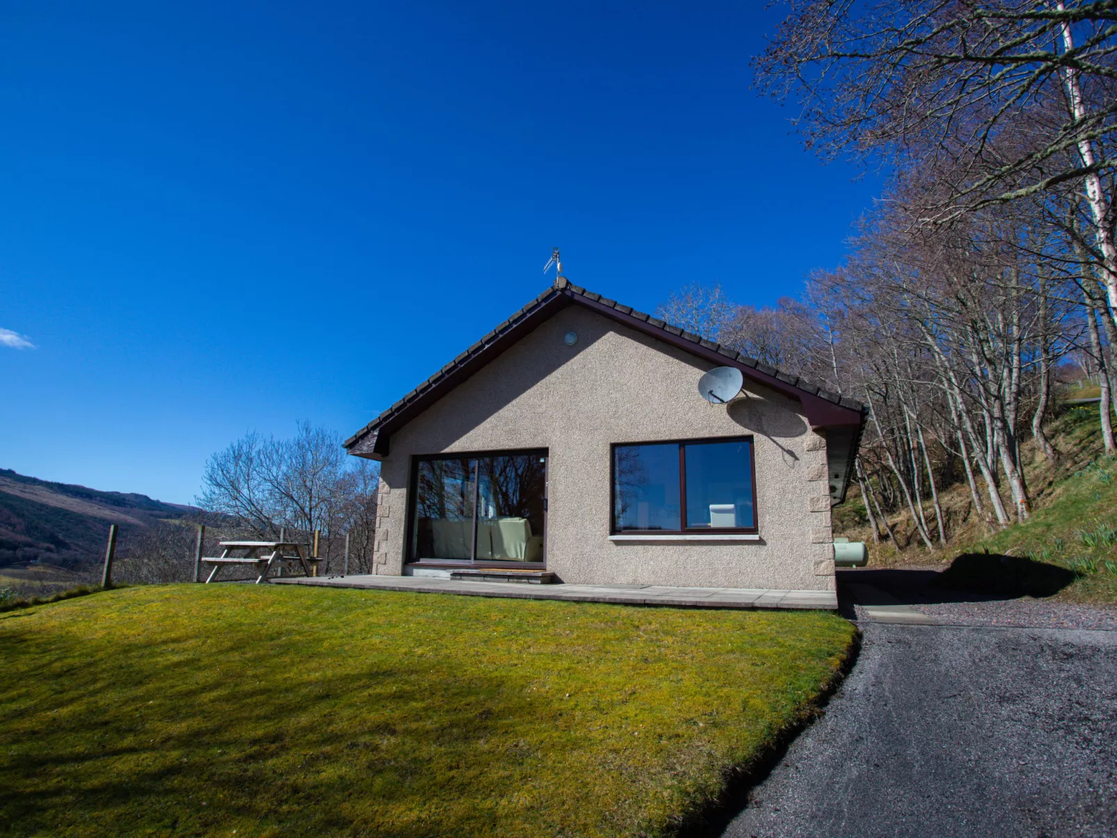 Achmony Byre-Buiten