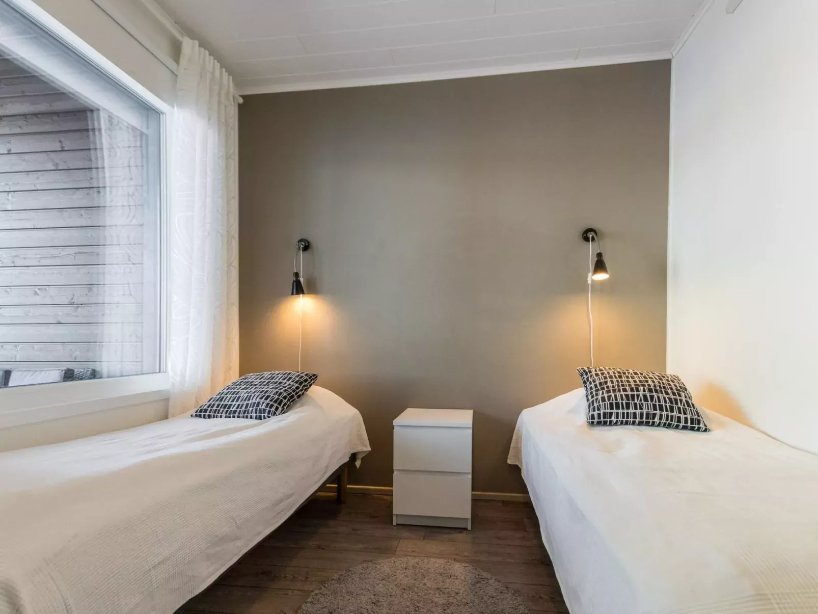 Sun&skivillas 5.-Binnen