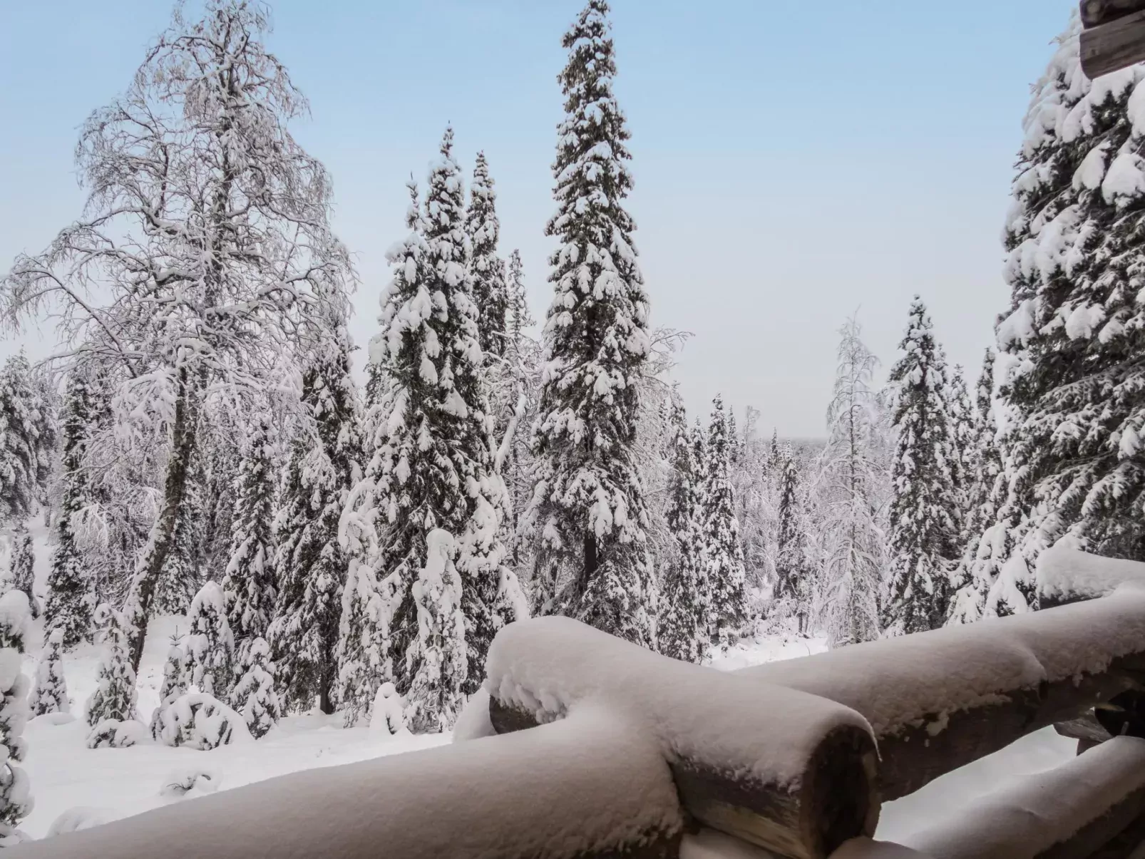 Ruka-rokova 2-Buiten