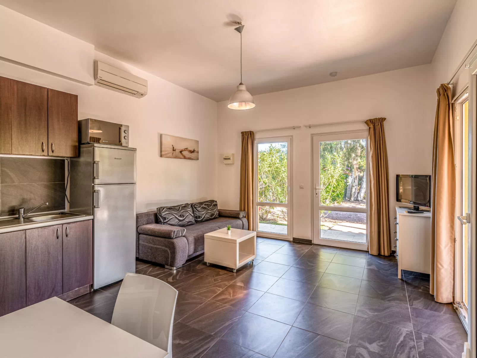 Residence Marina di Favone, T2, 2-4 pers-Binnen