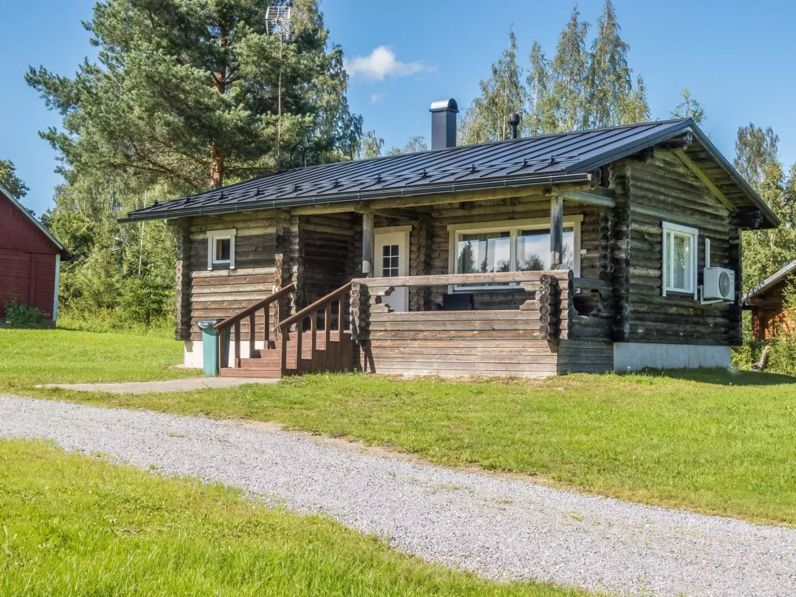 Aamunkoin rantatupa-Buiten