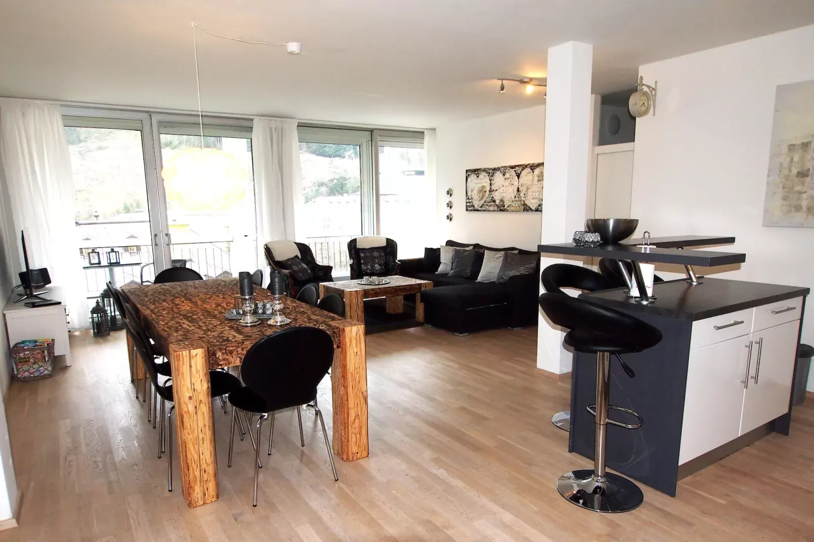 HL3S haus lothringen-Eetkamer