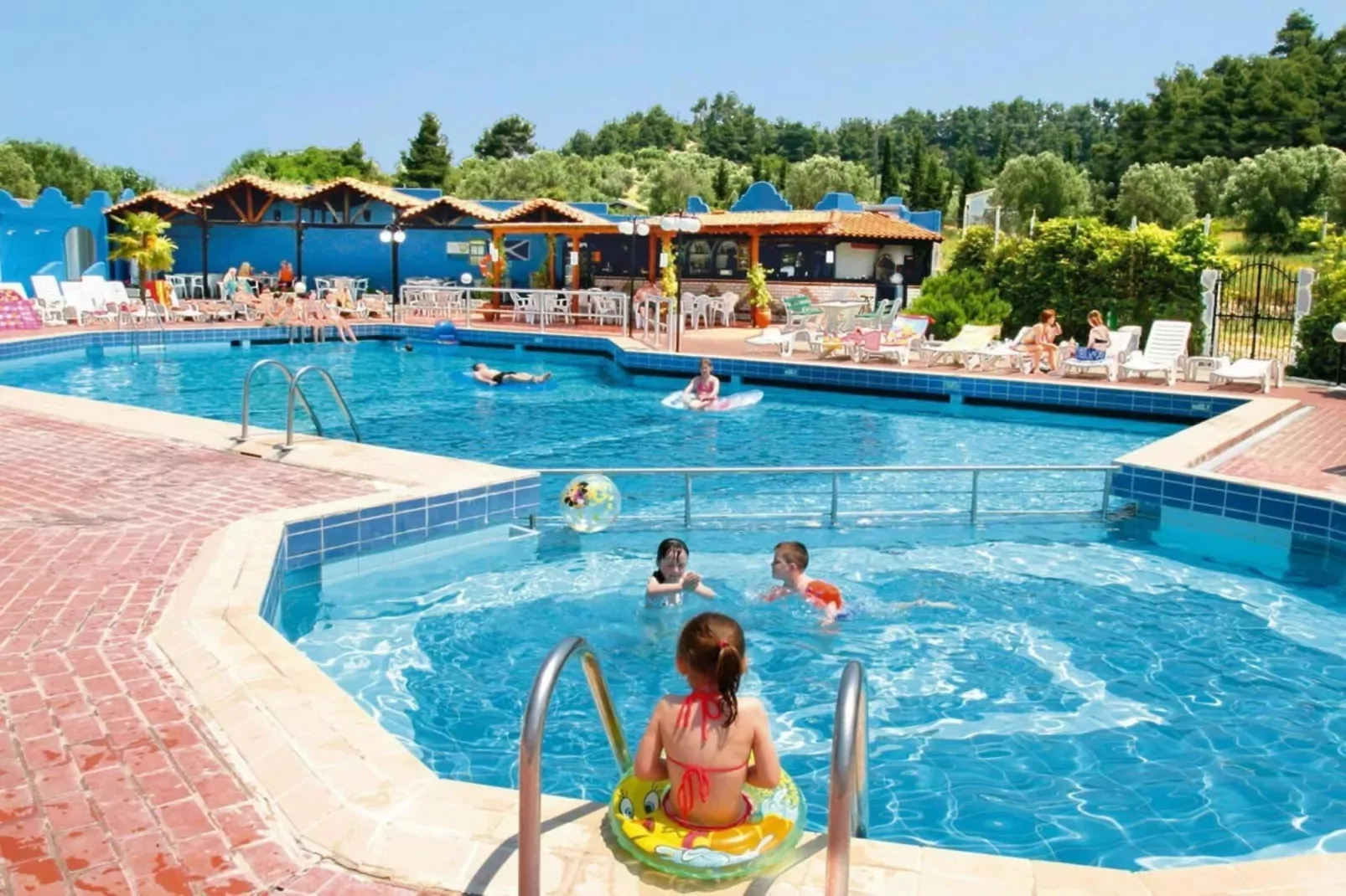 Holiday resort Ioli Village, Pefkochori-1 bedroom 4 pax-Zwembad