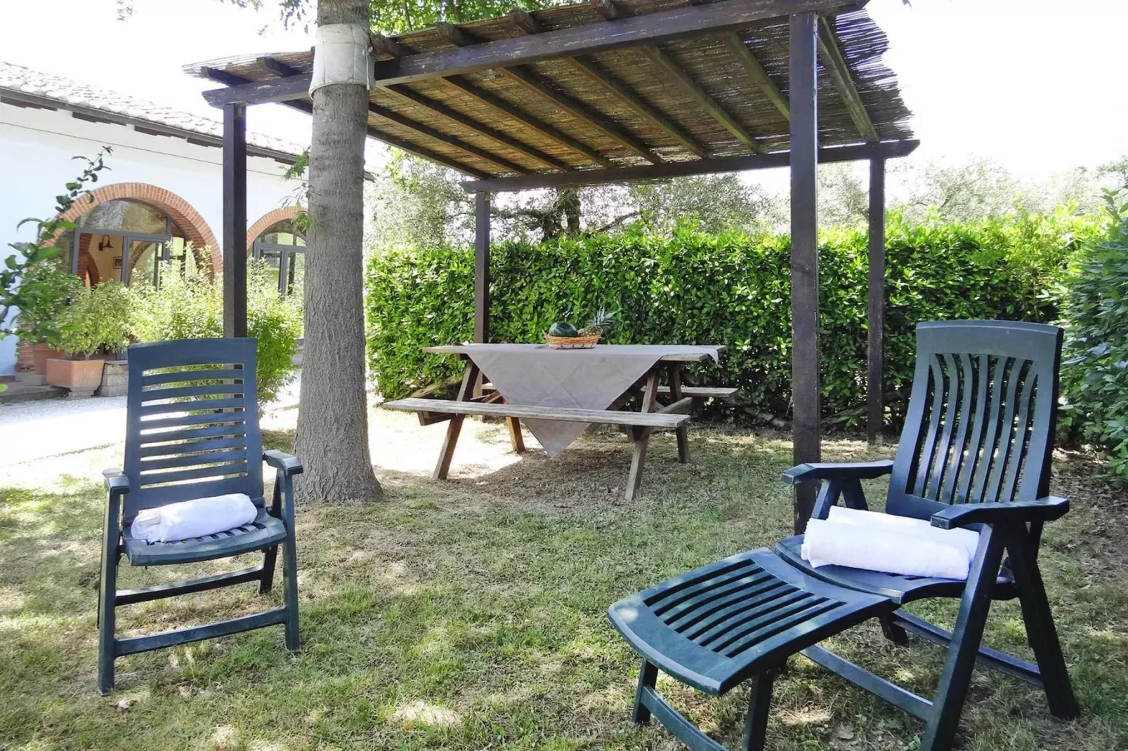 Agri-tourism Borgo Pinete, Pinete Fucecchio-Bilo, Typ 3, 1-6 Pax-Terrasbalkon