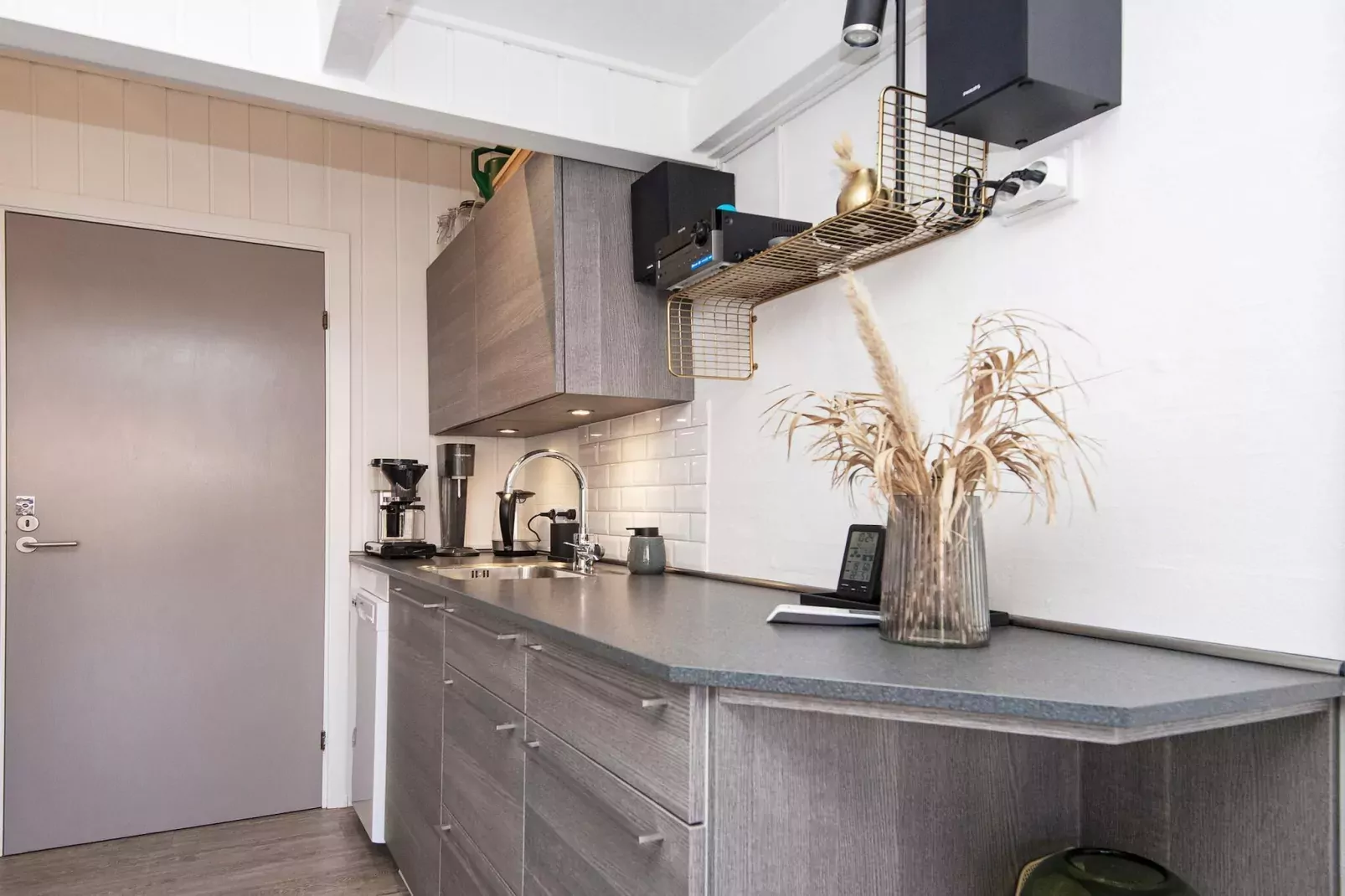3 room,2 levels,dishwasher.,Premium-Binnen