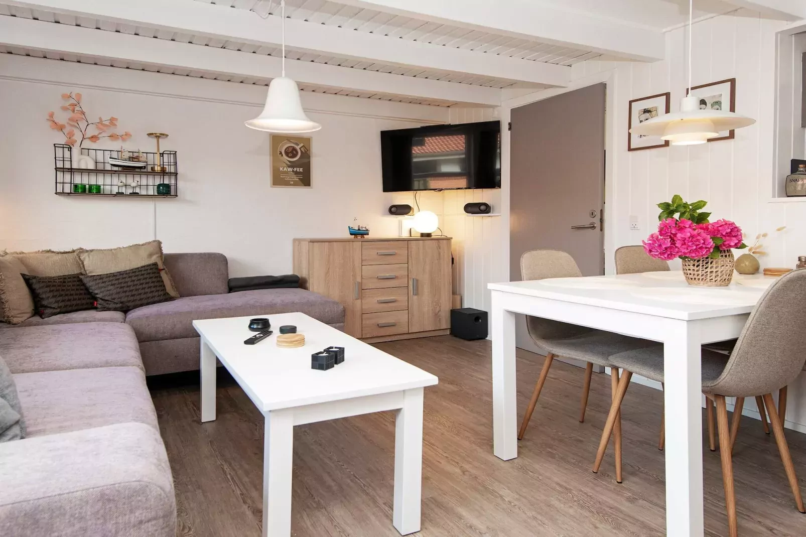 3 room,2 levels,dishwasher.,Premium-Binnen