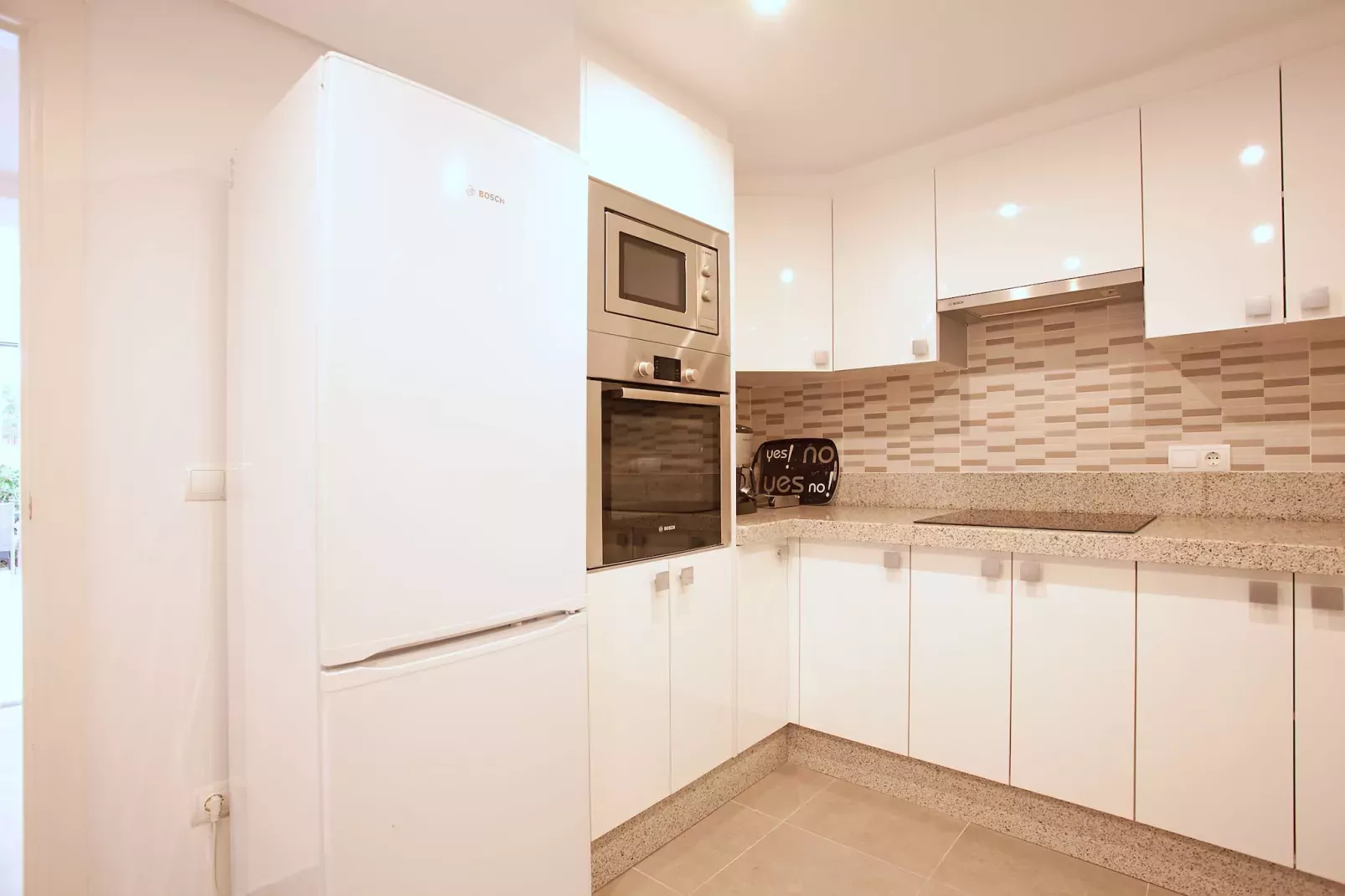 White Pearl beach Elviria H1-Keuken