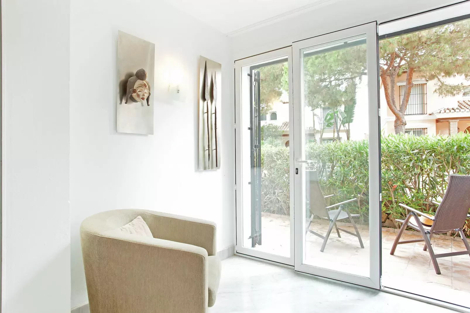 White Pearl beach Elviria H1-Terrasbalkon