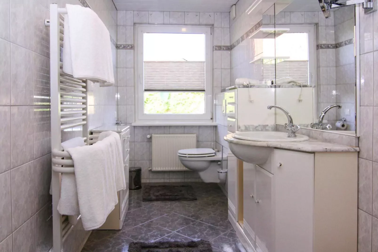 Ferienhaus Yvonne 100 qm-Badkamer