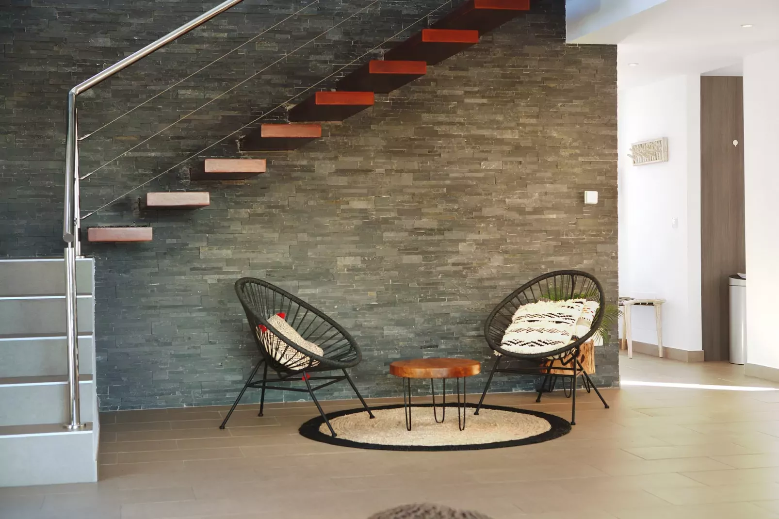 Modern Villa close to Costabella beach-Overloop