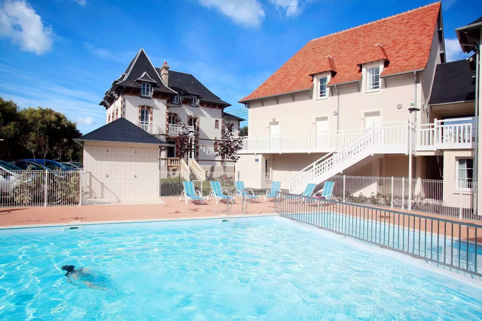 Domaine des Dunettes 1-Zwembad