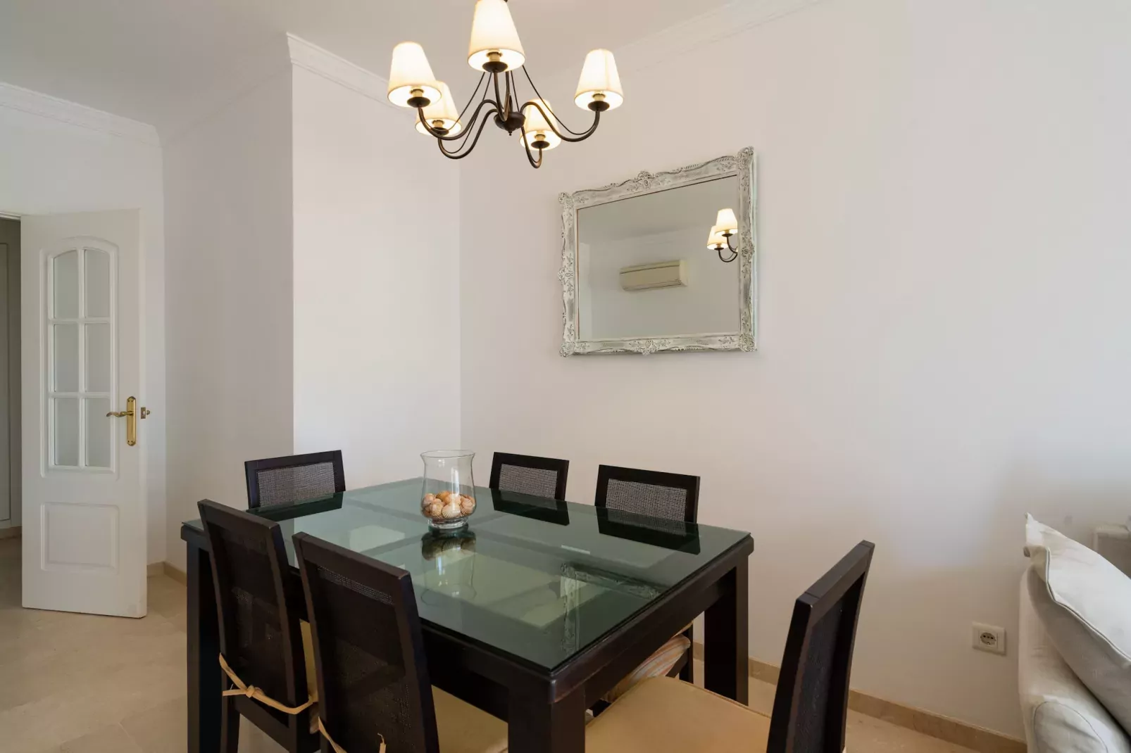 Marbella Playa 2 1 A-Eetkamer