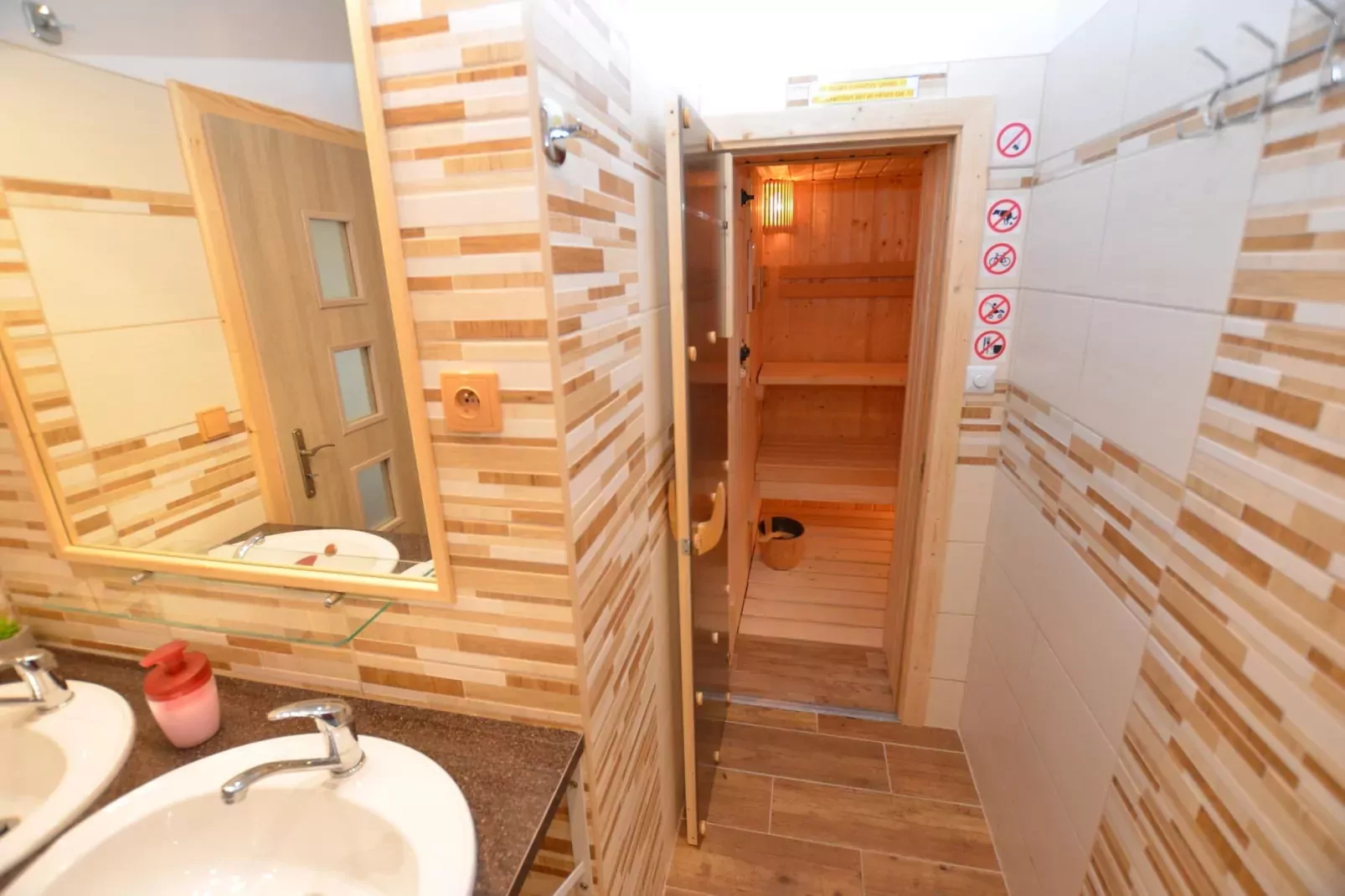 Milan-Badkamer