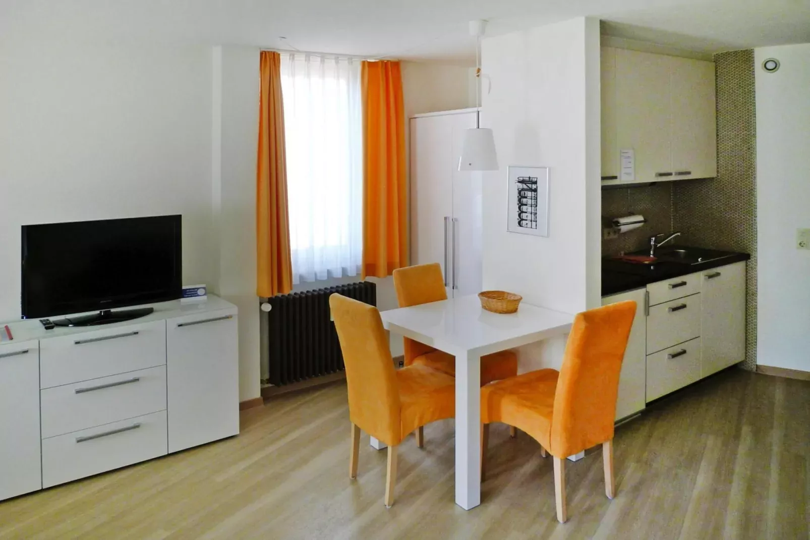 Studio / Typ A 1 40 qm-Eetkamer