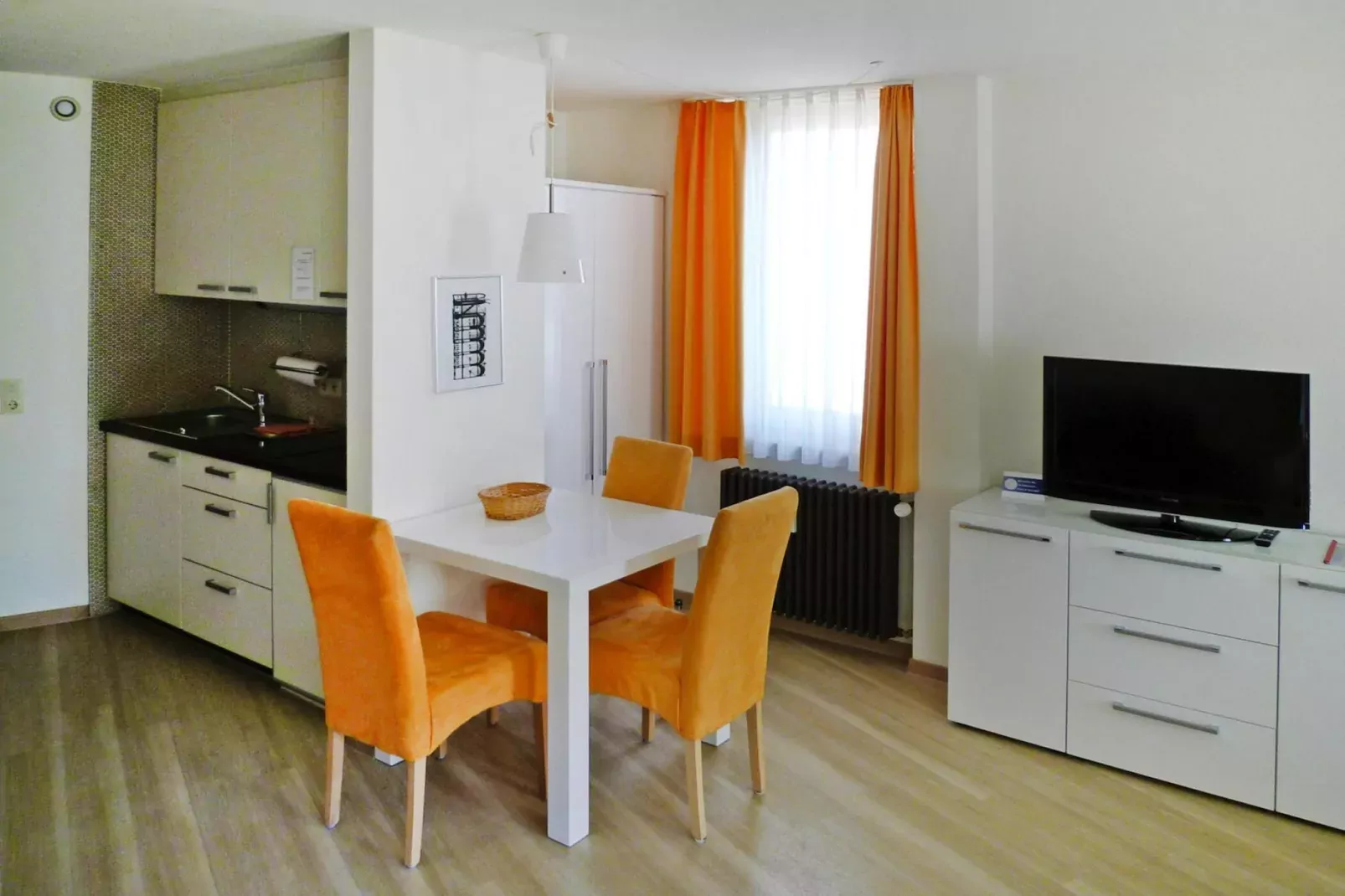 Studio / Typ A 1 40 qm-Eetkamer