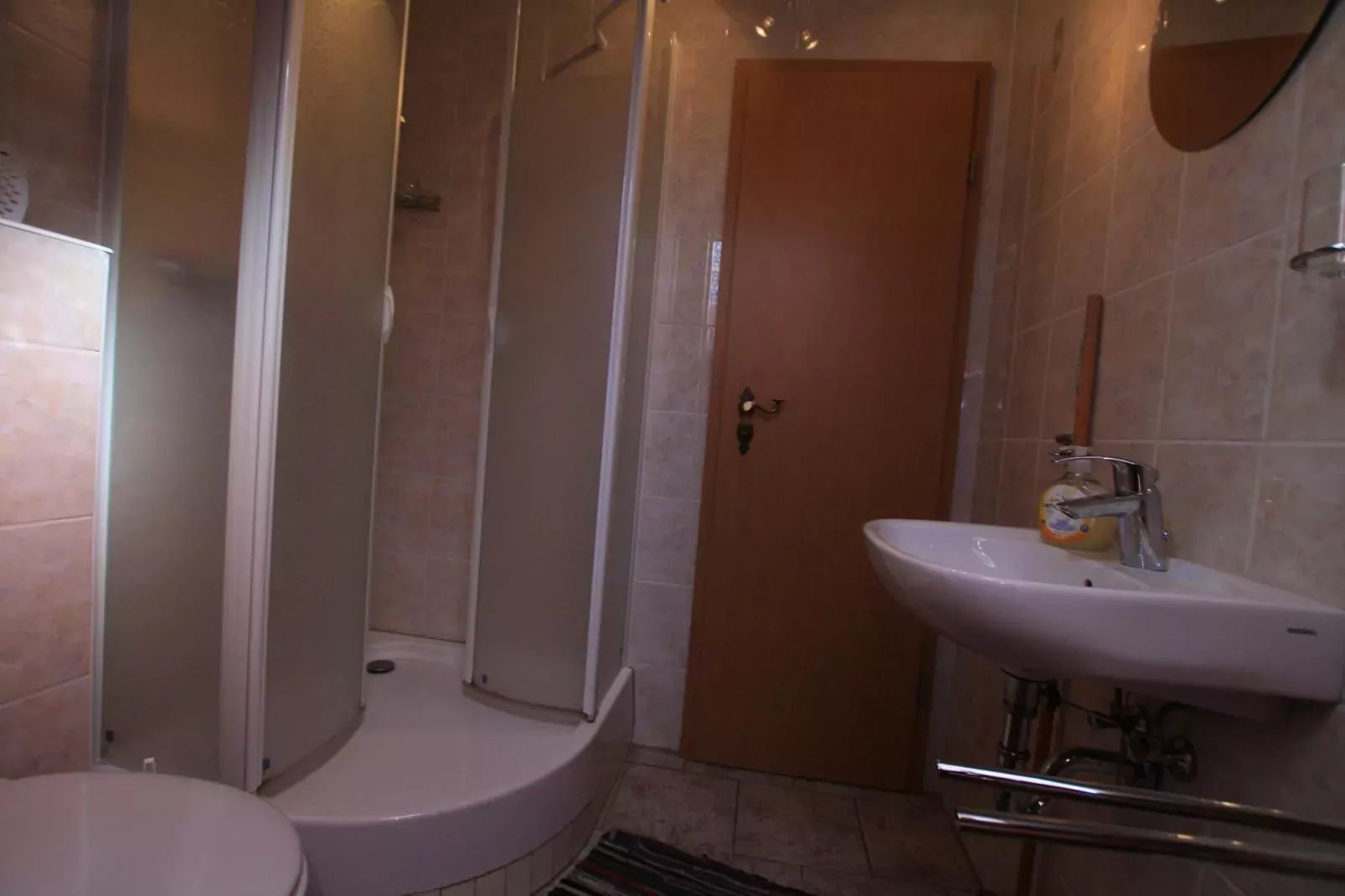 Studio im DG 23 qm-Badkamer