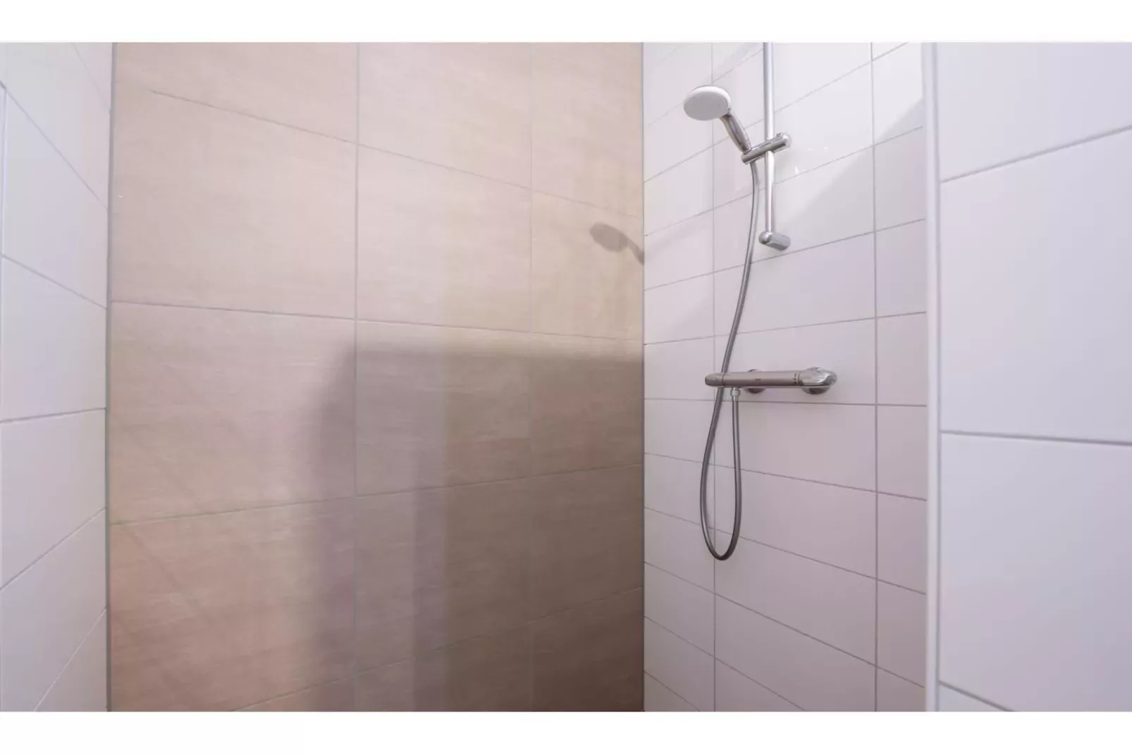 Harbour Loft1J-havenzicht-Badkamer