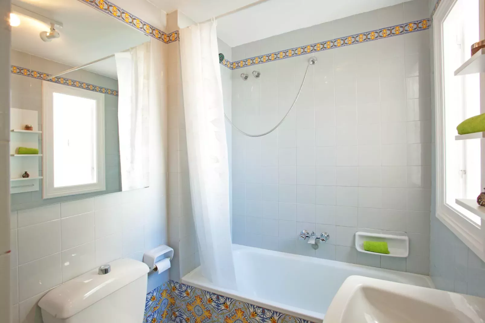 Benavista Studio - El Paraiso-Badkamer