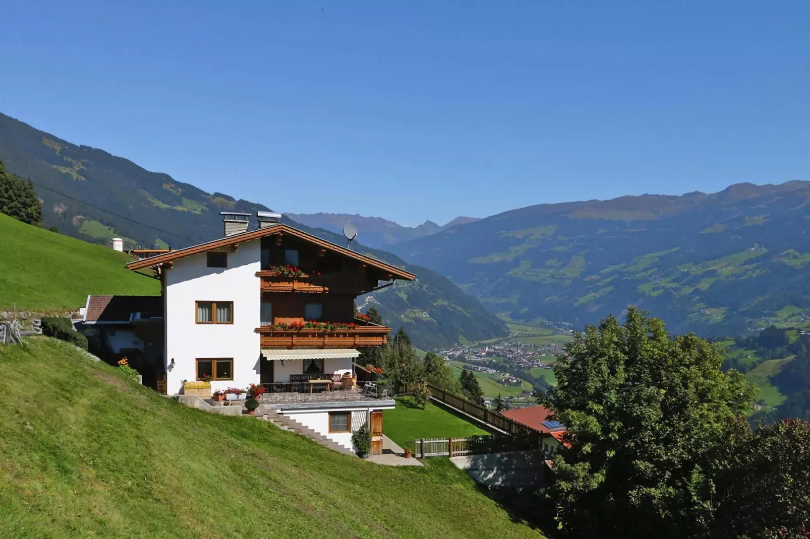 Haus Steinberger-Buitenkant zomer