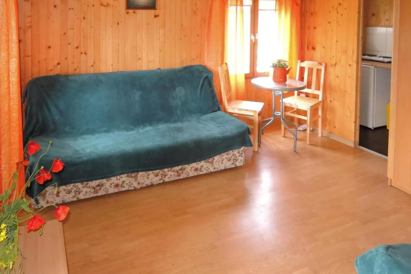 Bungalow Pod wrzosem Wrzosowo-Woonkamer