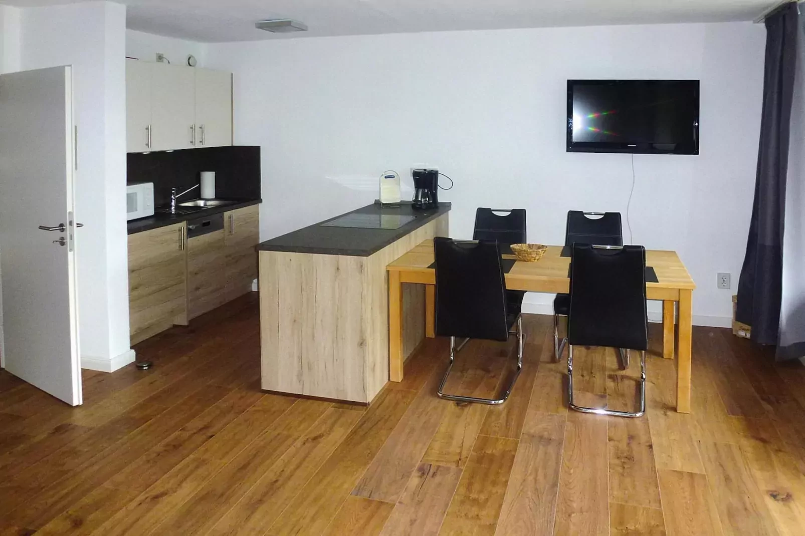 2 Raum App 4 Pers 55 qm-Eetkamer