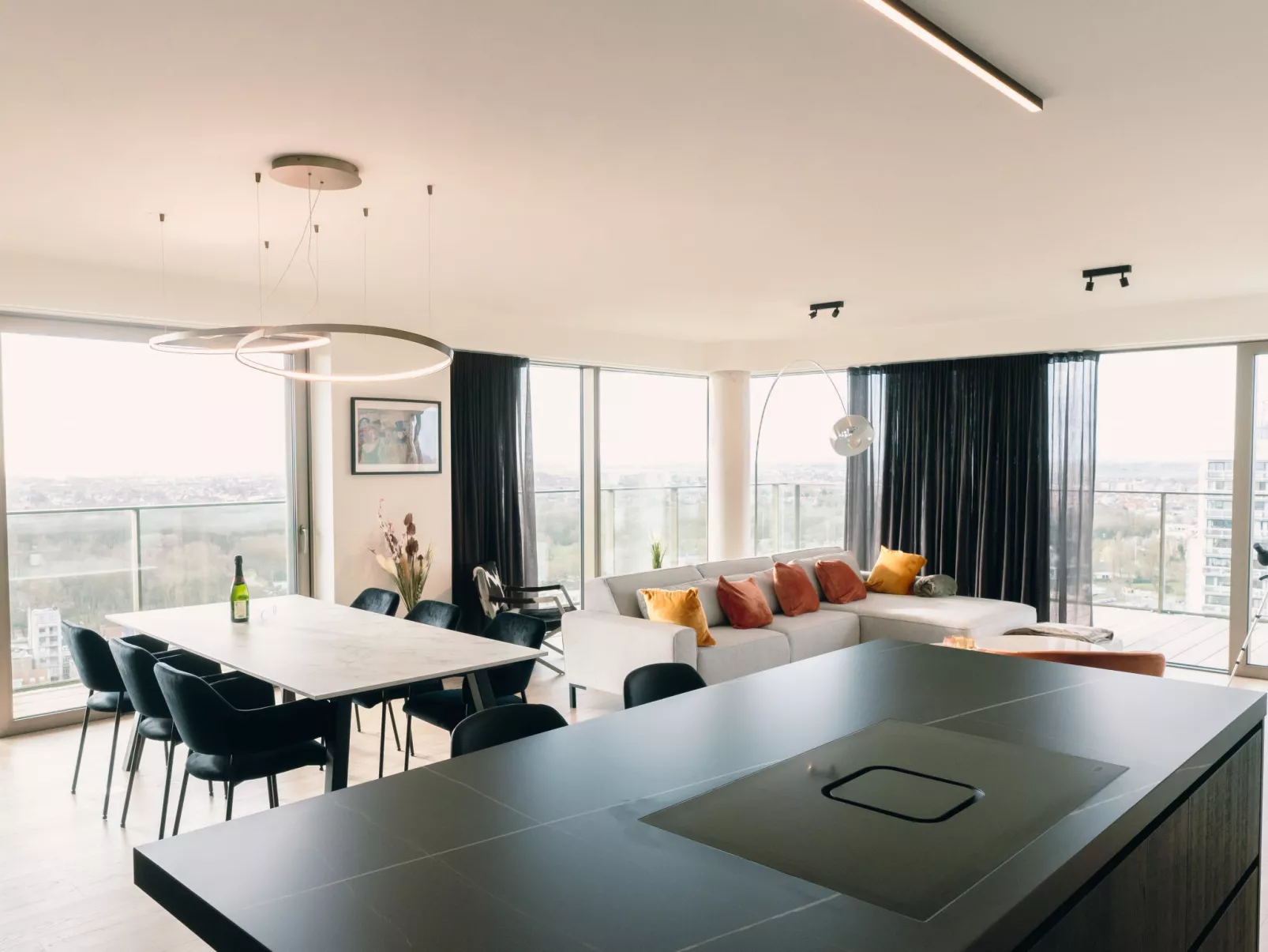 Sky Tower View-Binnen